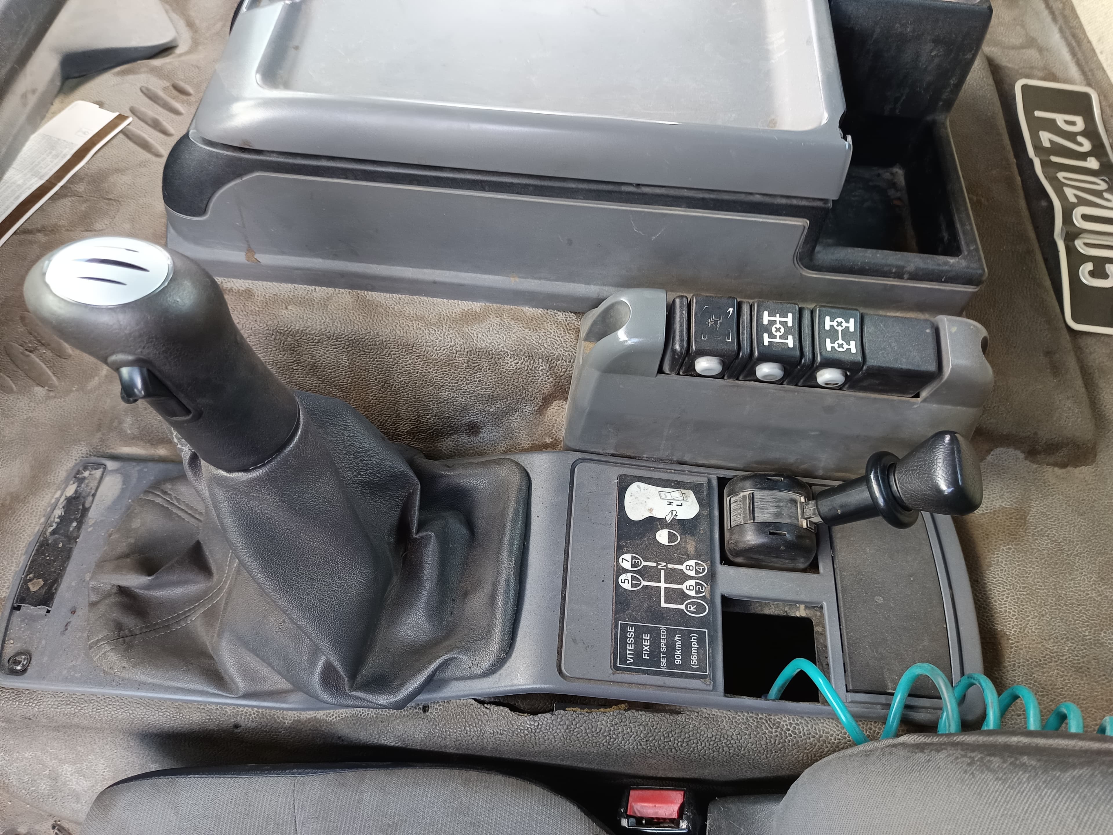 Renault 370 · Ano 2007 — imagem 24