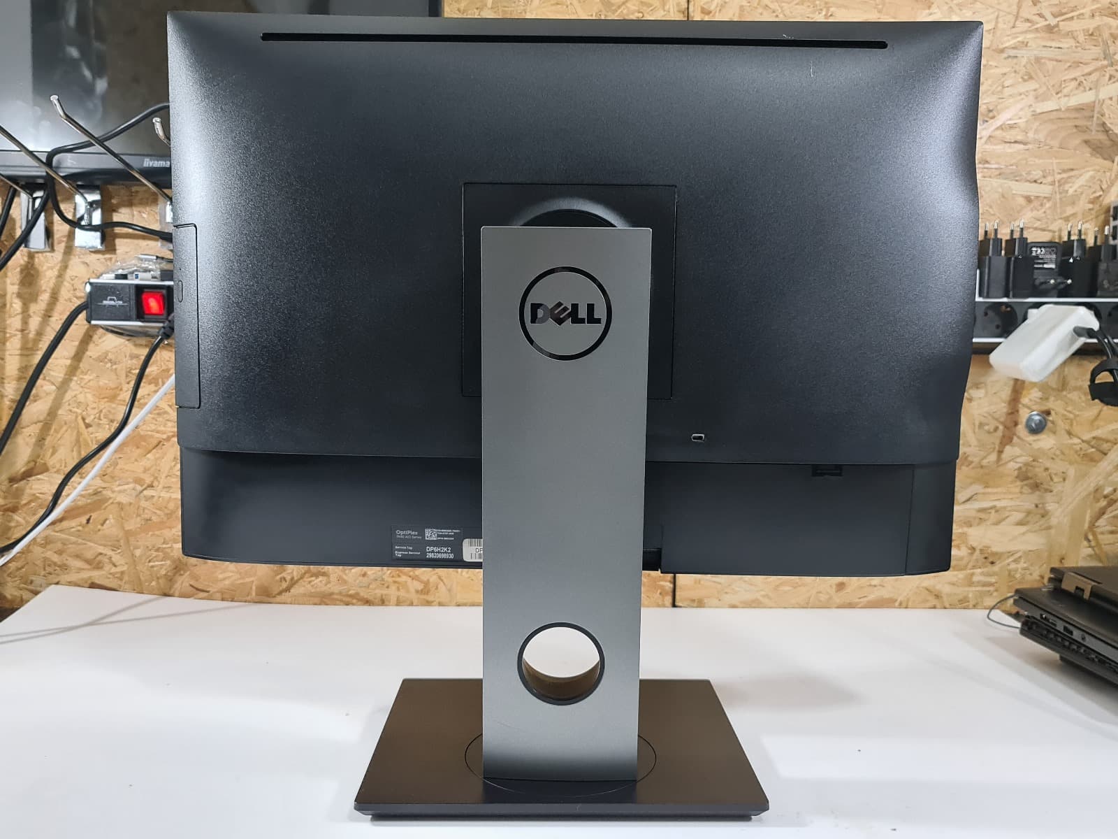 Computador All-in-One Dell Optiplex 7440 — imagem 15