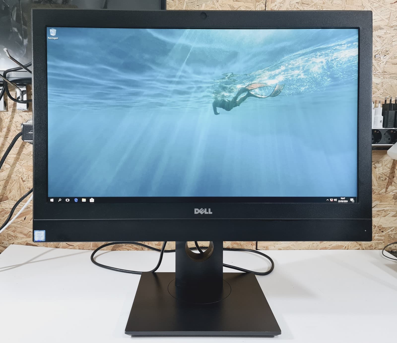Computador All-in-One Dell Optiplex 7440 — imagem 7