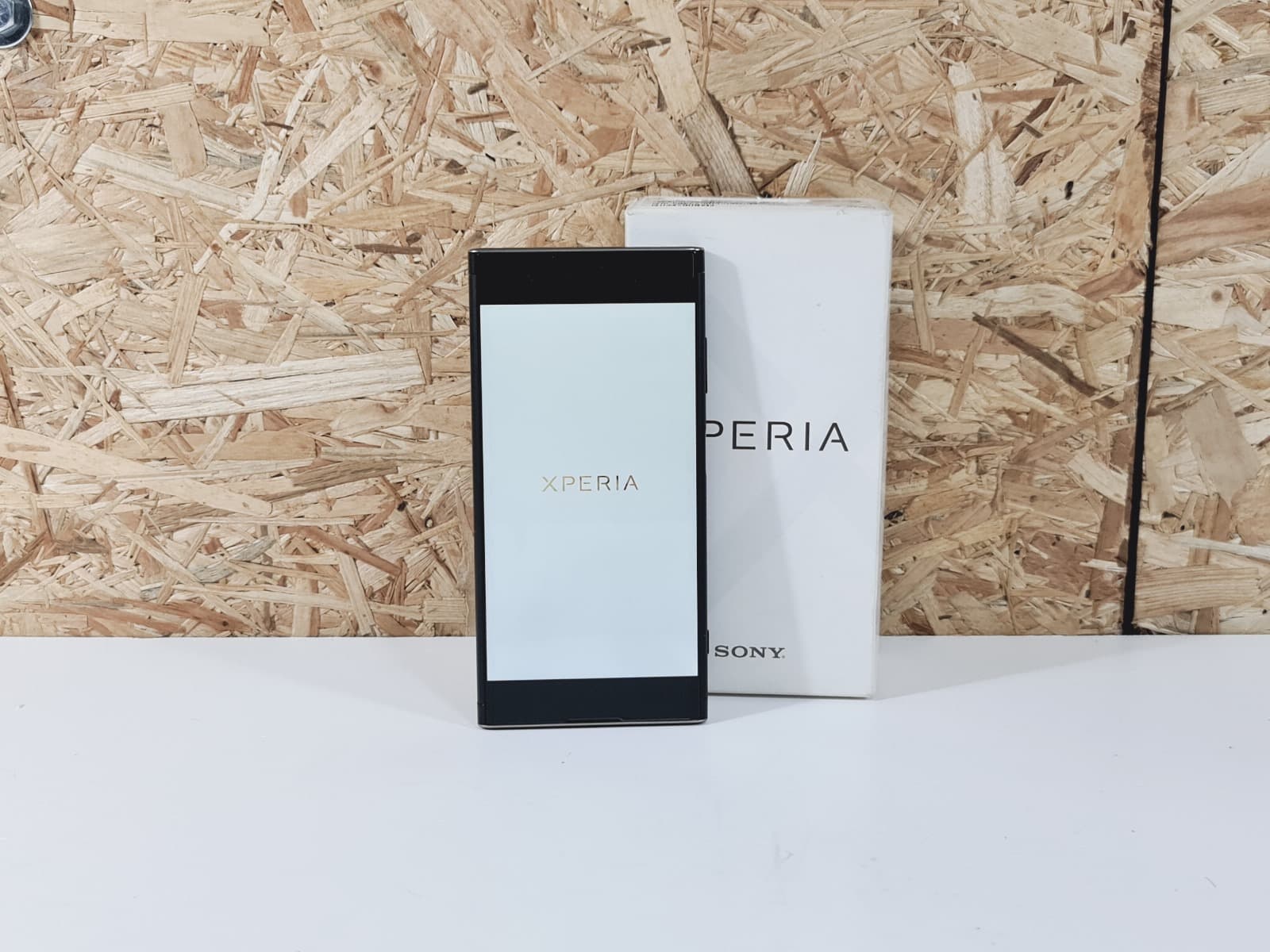 Telemóvel Sony XPERIA XA1 Plus — imagen 1