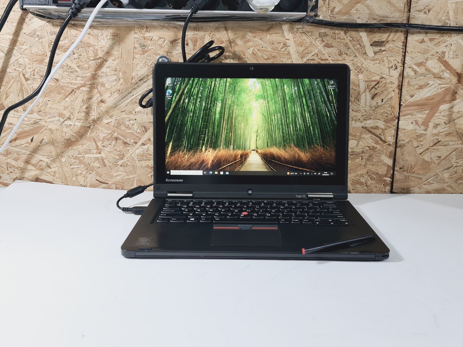 Portátil Lenovo S1 Yoga 12 — imagen 1