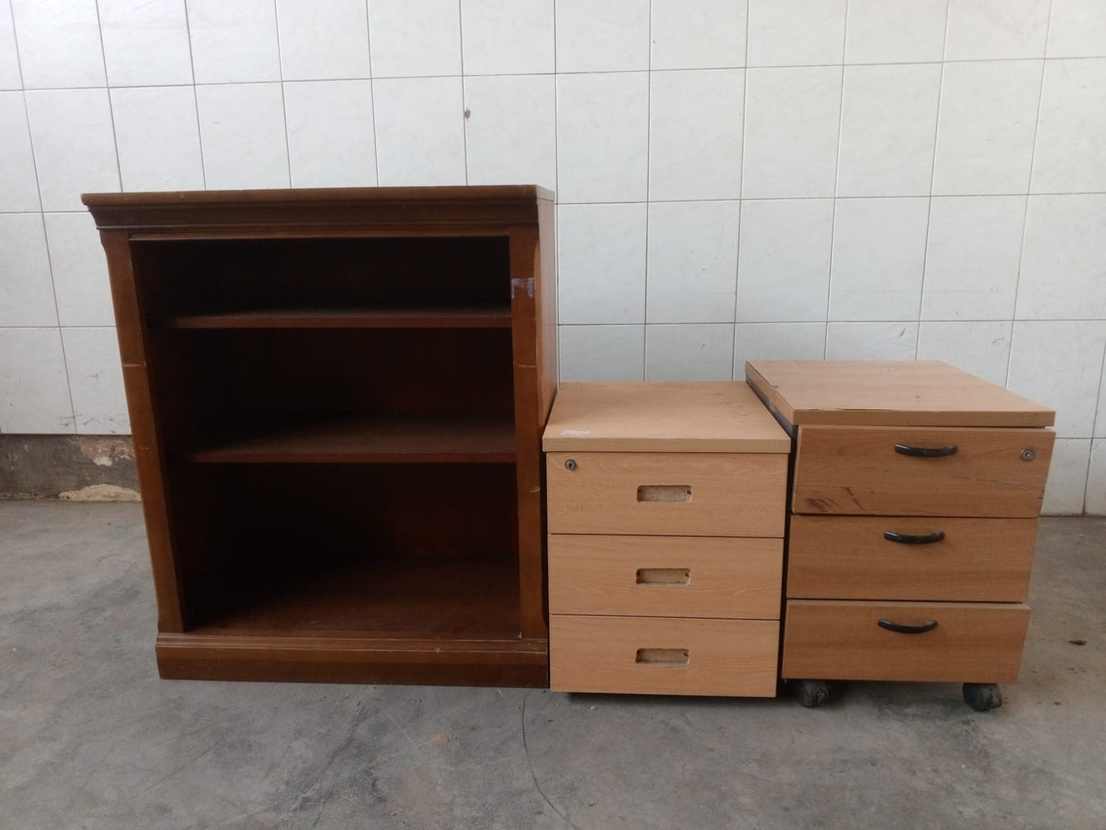 Mobiliario de oficina — imagen 1