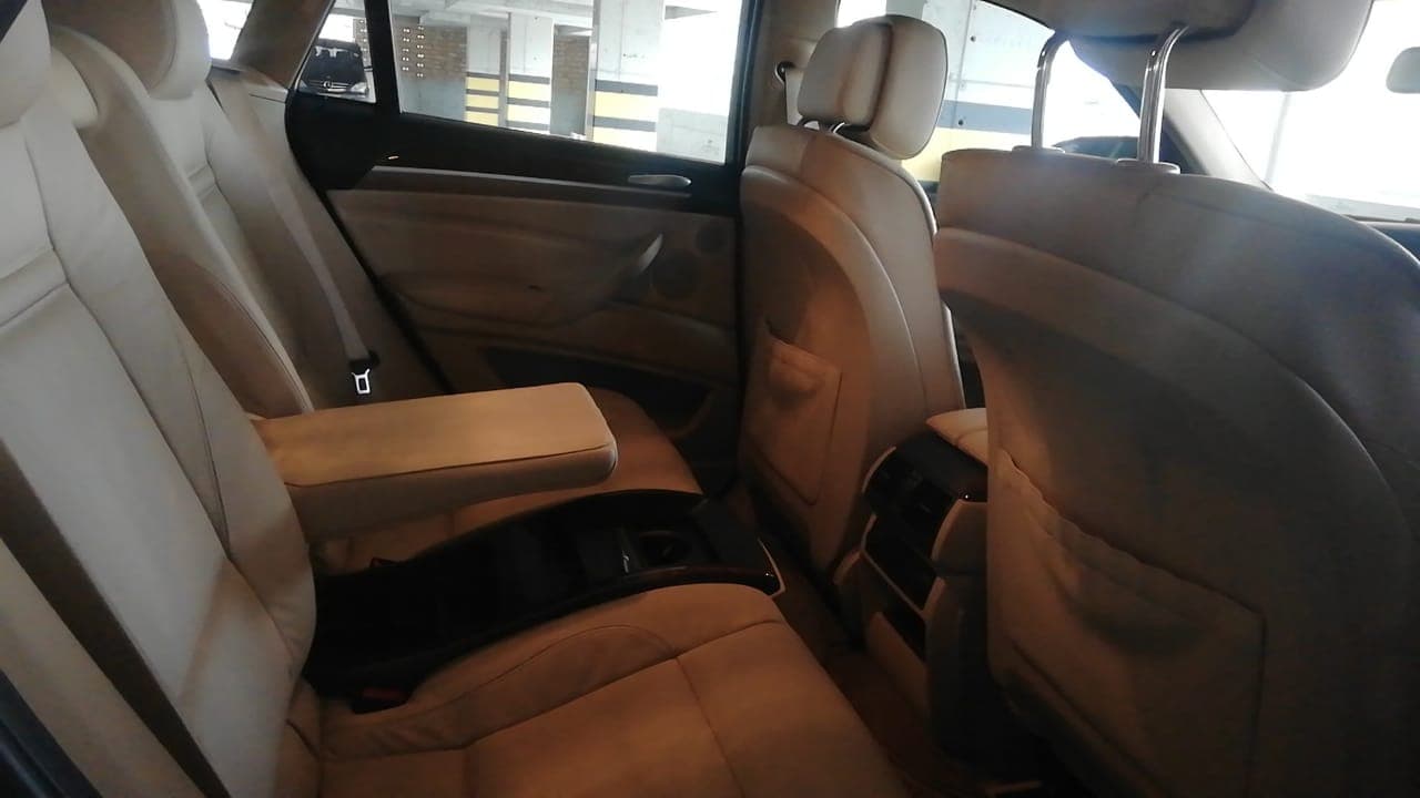 BMW X6 35i · Ano 2011 — image 11