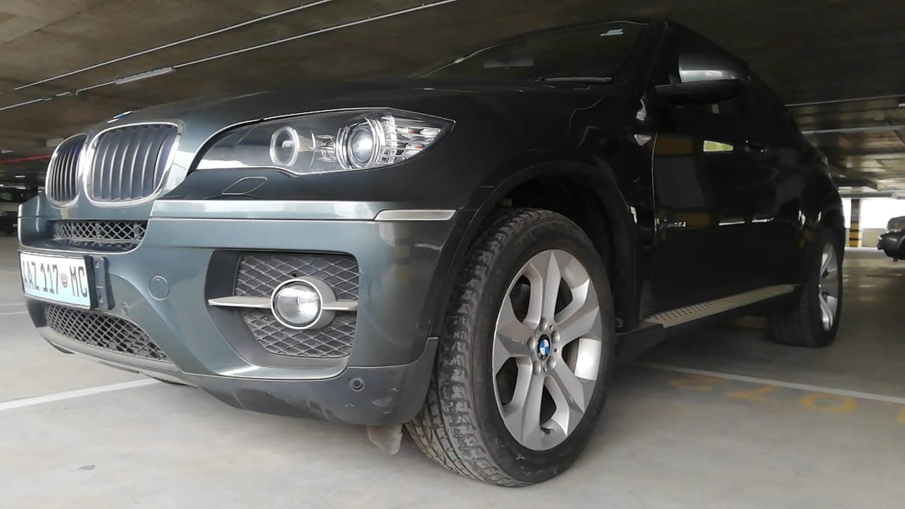BMW X6 35i · Ano 2011 — image 14