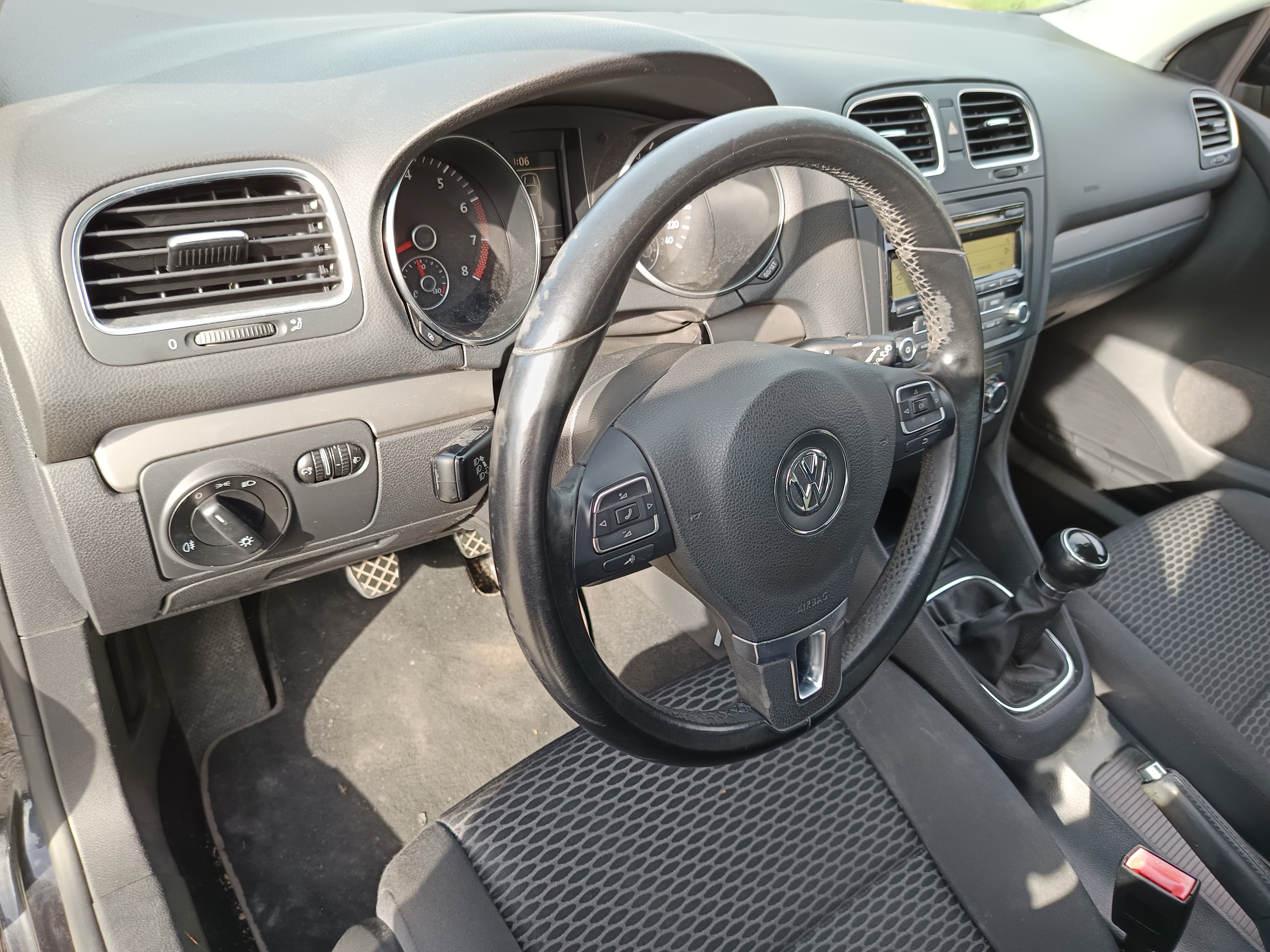 Volkswagen Golf · Année 2008 — image 29