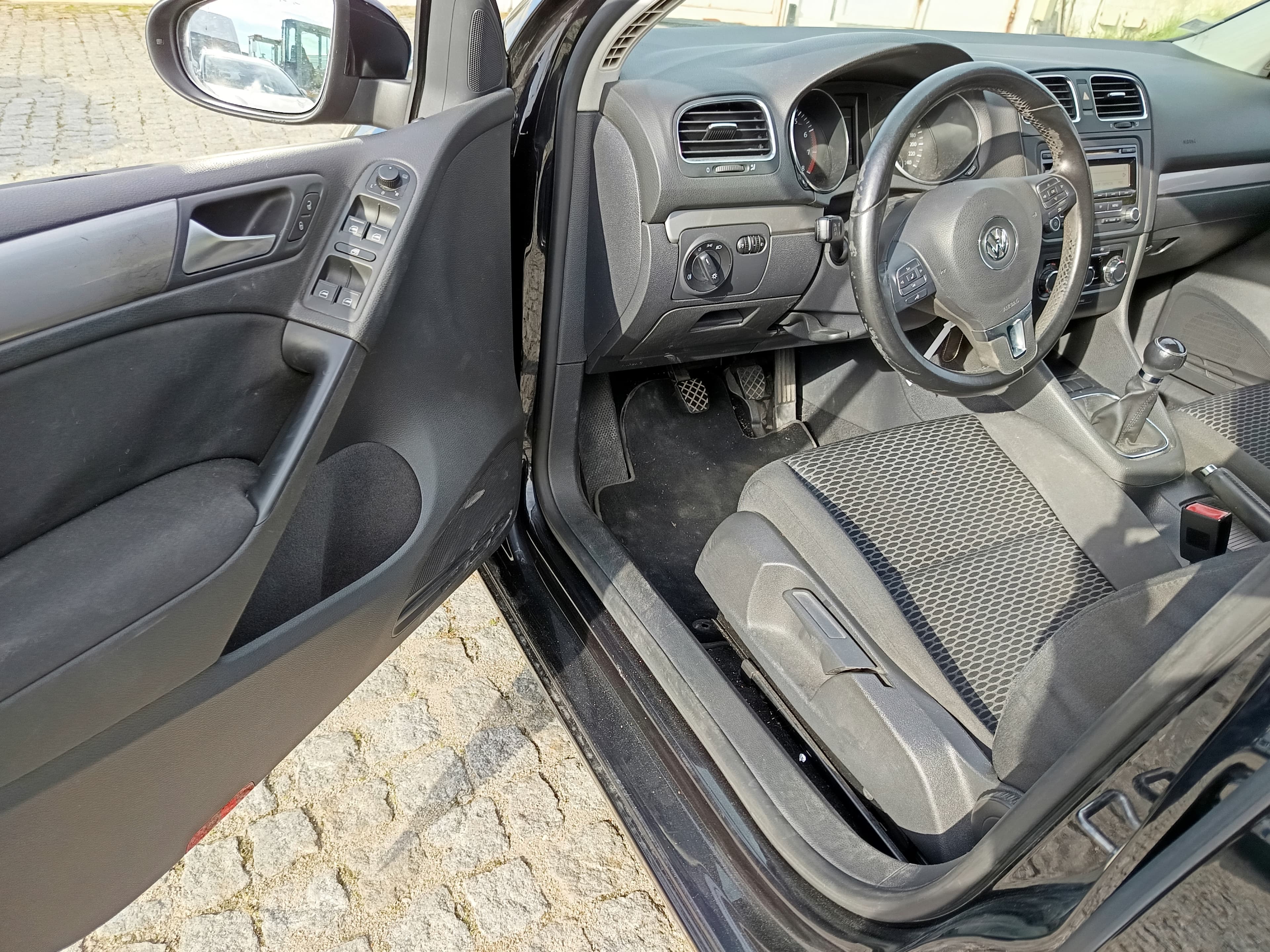 Volkswagen Golf · Année 2008 — image 25