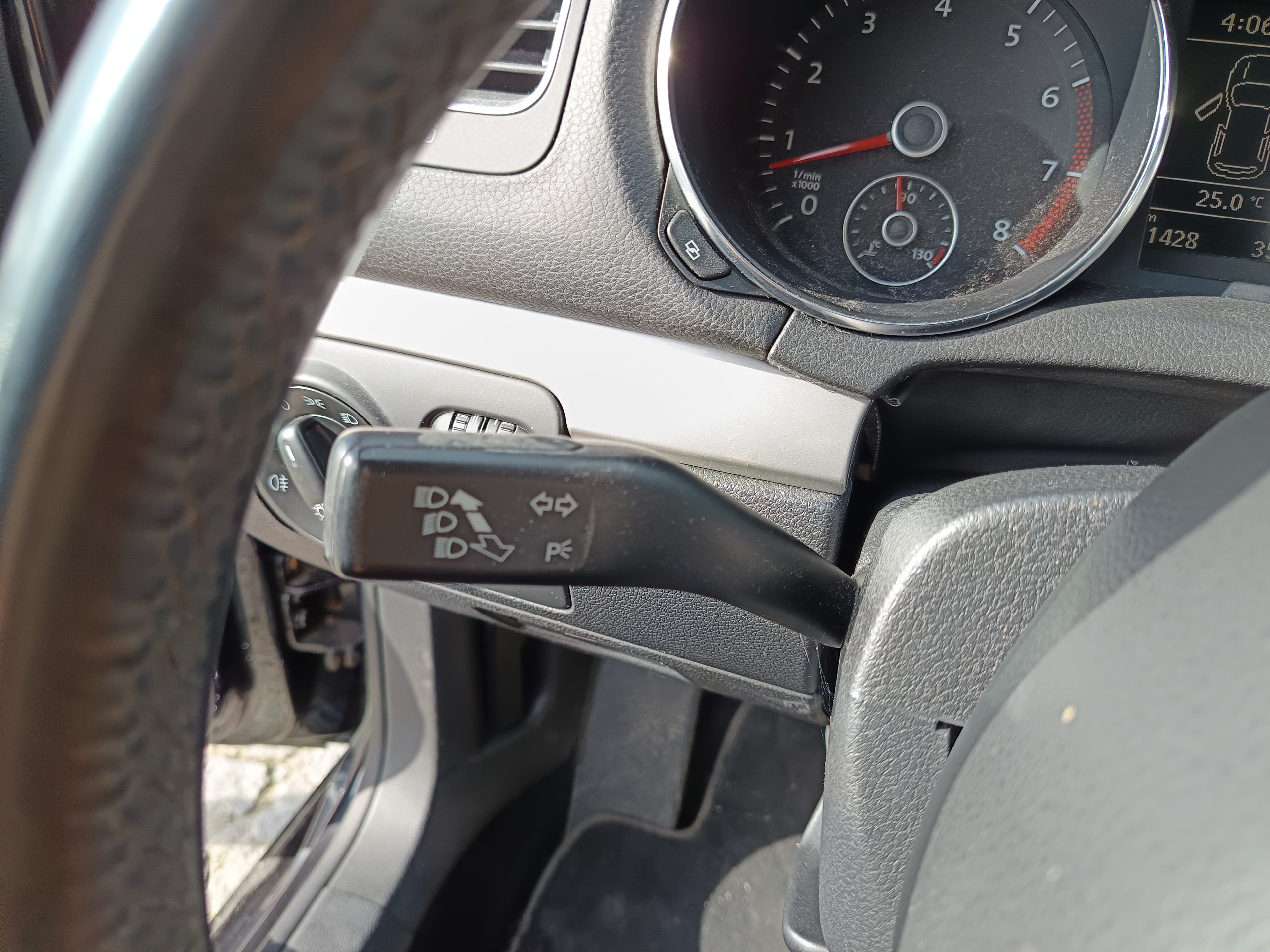 Volkswagen Golf · Année 2008 — image 38
