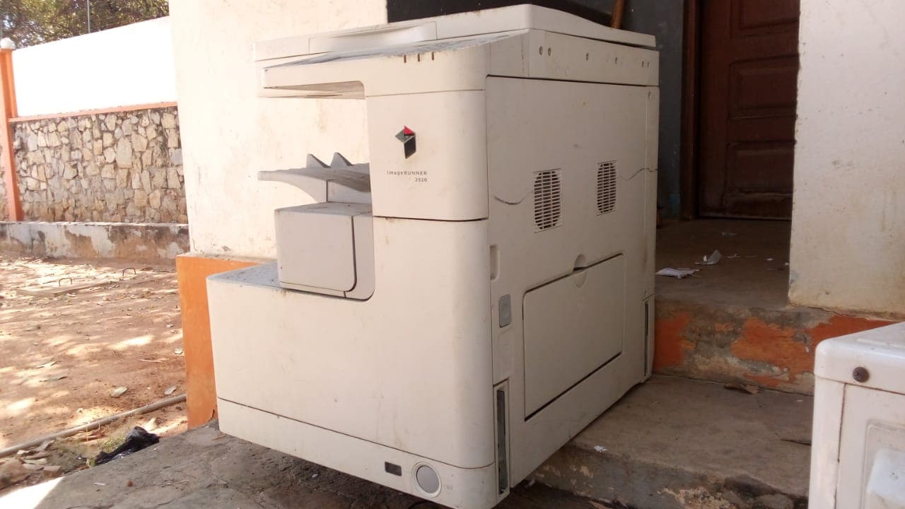 Impressora Canon ImageRunner 2520 — imagen 3