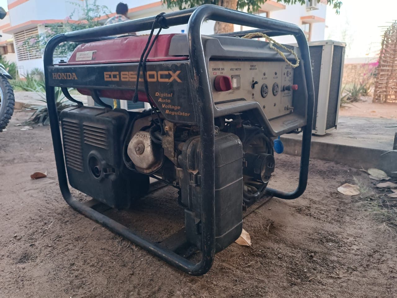 Gerador Honda EG 6500CX — imagem 4