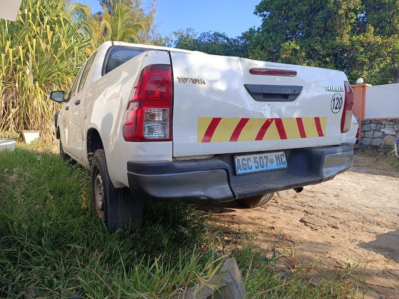 Toyota Hilux — imagen 8