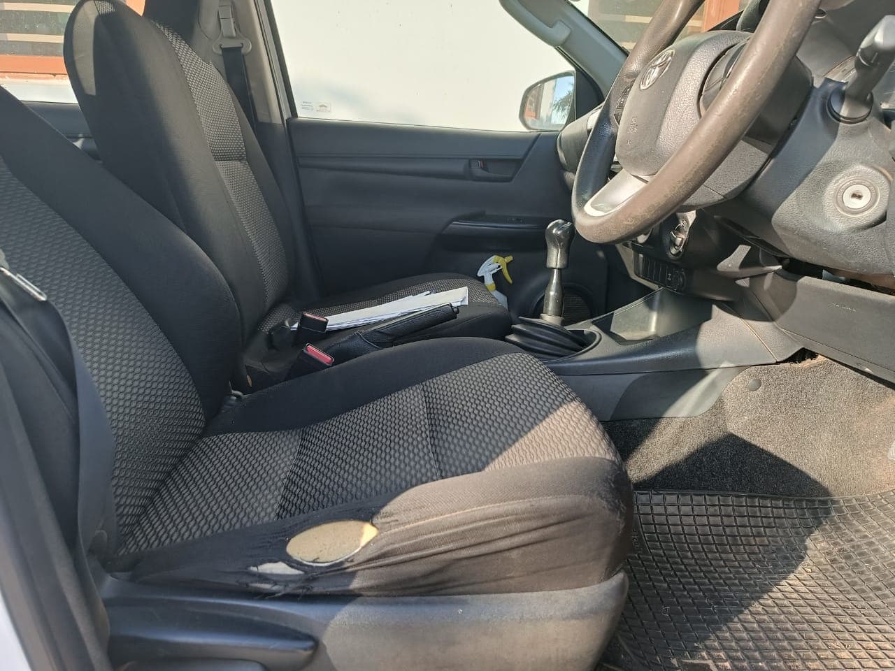 Toyota Hilux — imagen 12