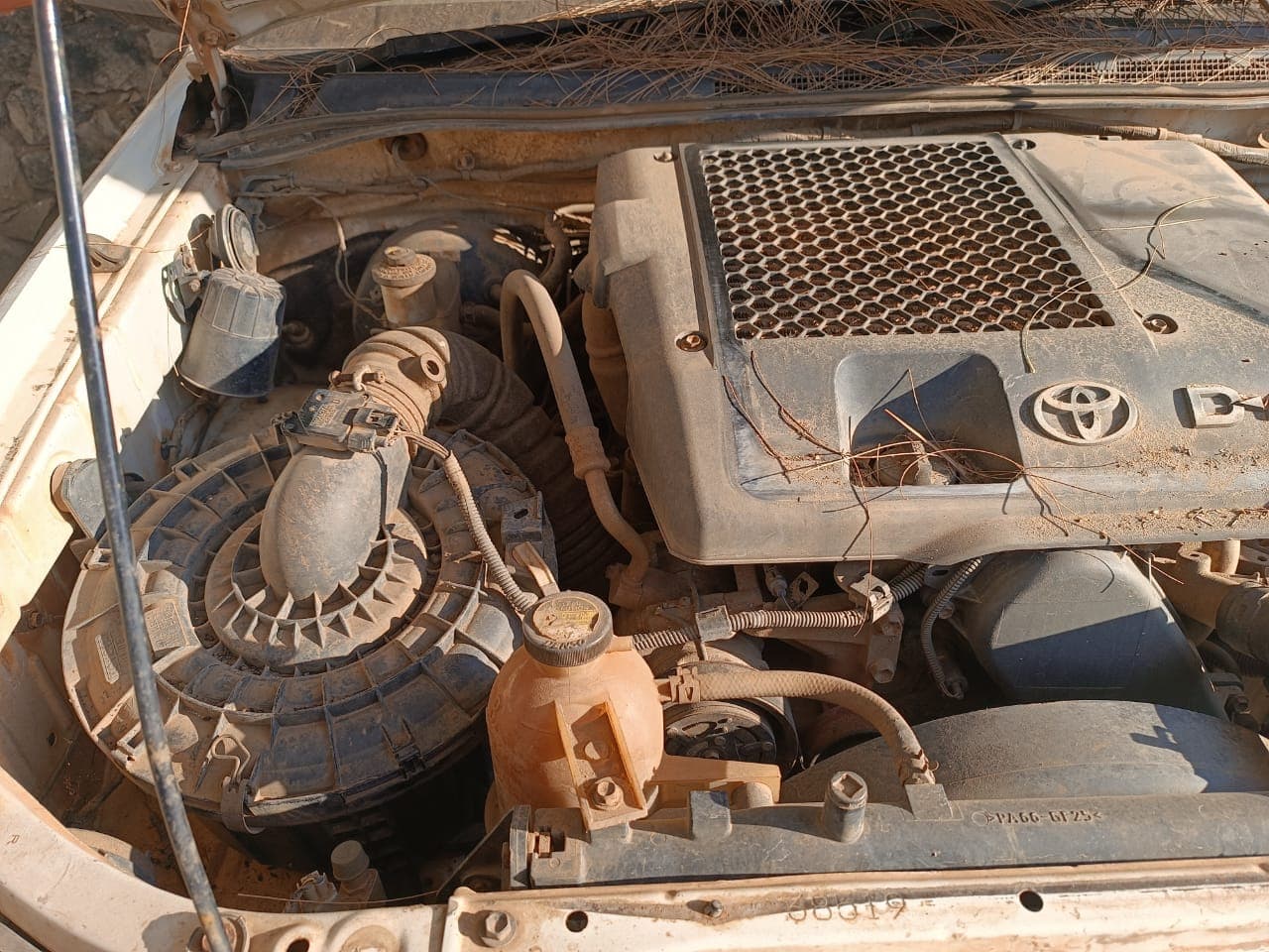 Toyota Hilux · Ano 2012 — imagen 17