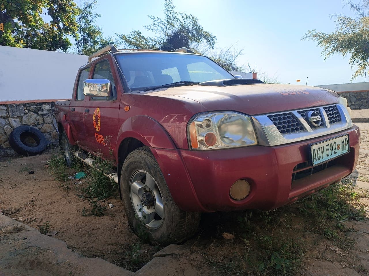 Nissan NP300 Hardbody · Ano 2012 — imagen 3