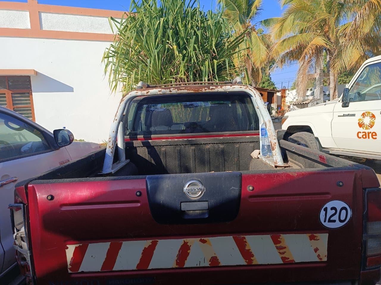 Nissan NP300 Hardbody · Ano 2012 — imagen 10