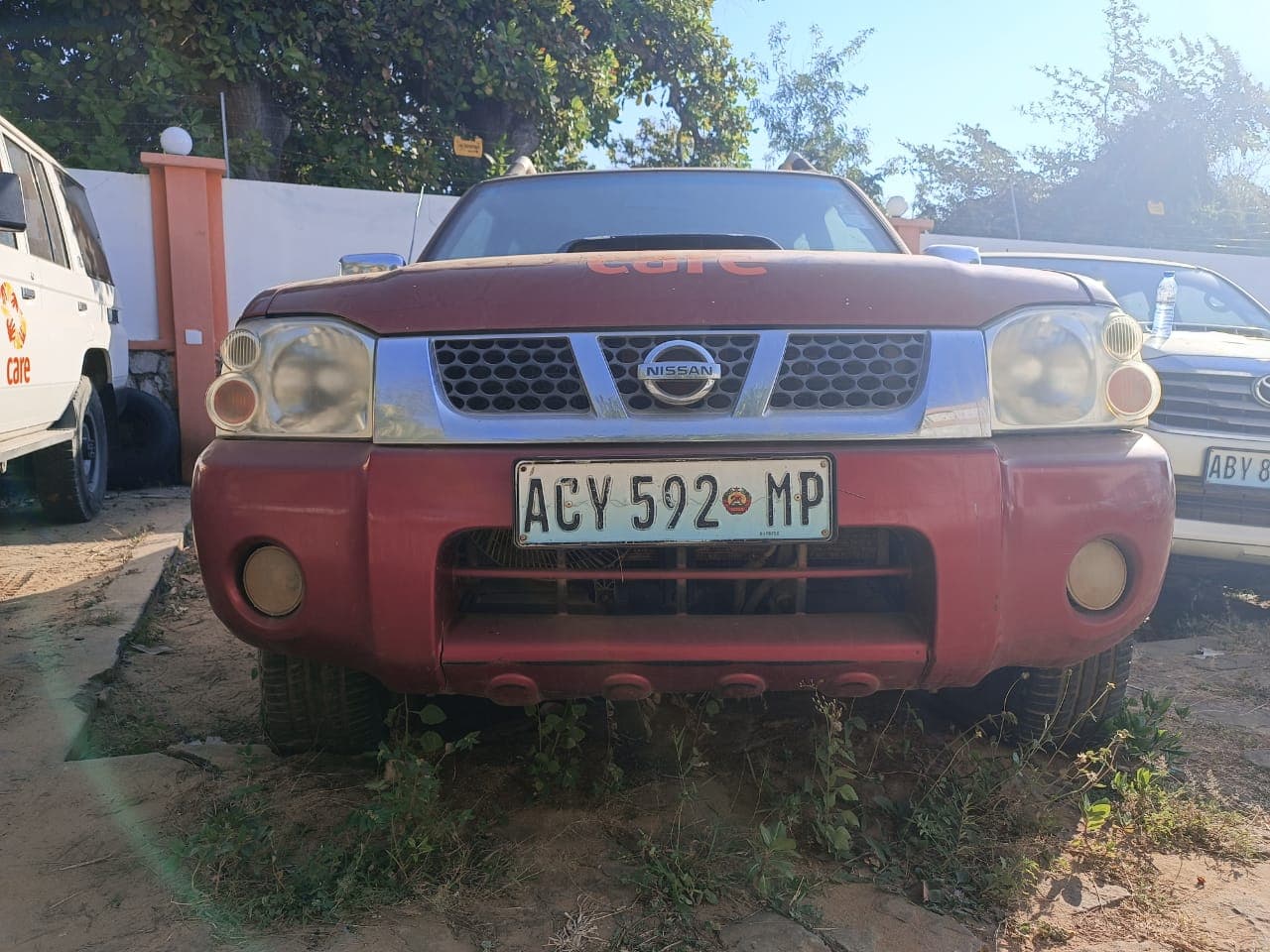 Nissan NP300 Hardbody · Ano 2012 — imagen 5