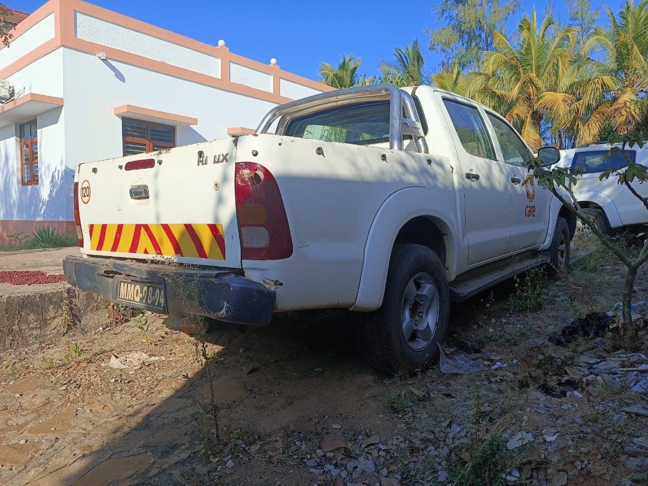 Toyota Hilux 2.5 · Ano 2009 — imagen 5