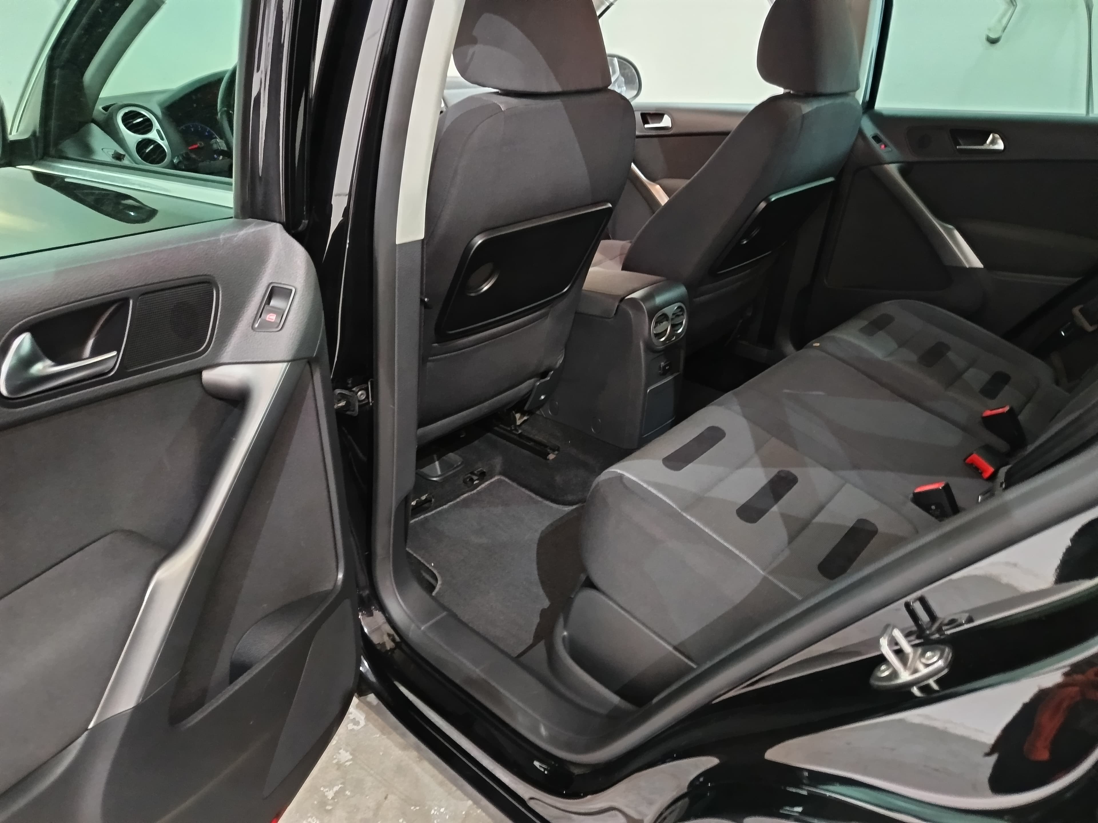 Volkswagen Tiguan · Ano 2008 — imagen 27