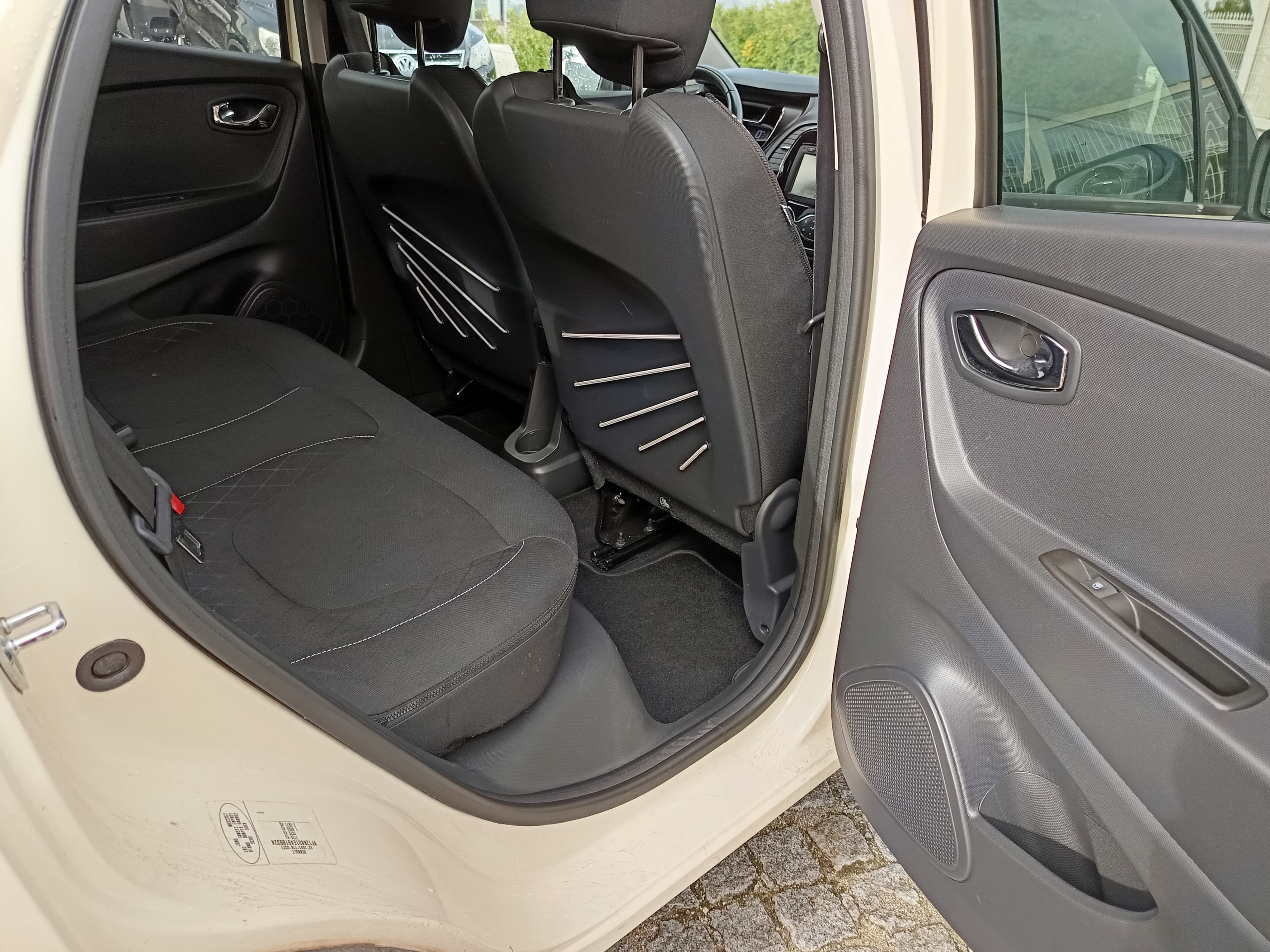 Renault Captur · Ano 2013 — imagen 19