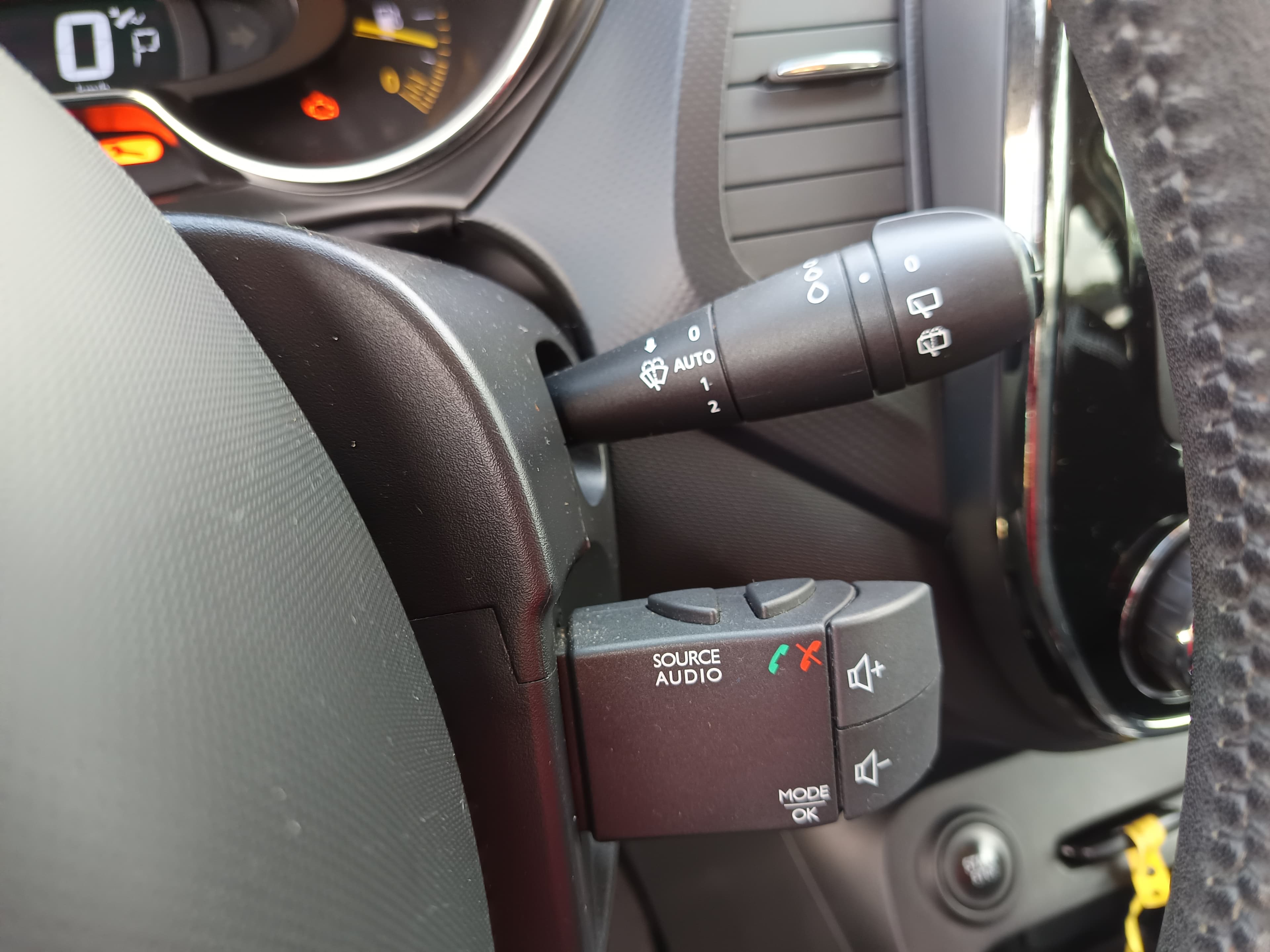 Renault Captur · Ano 2013 — imagen 38