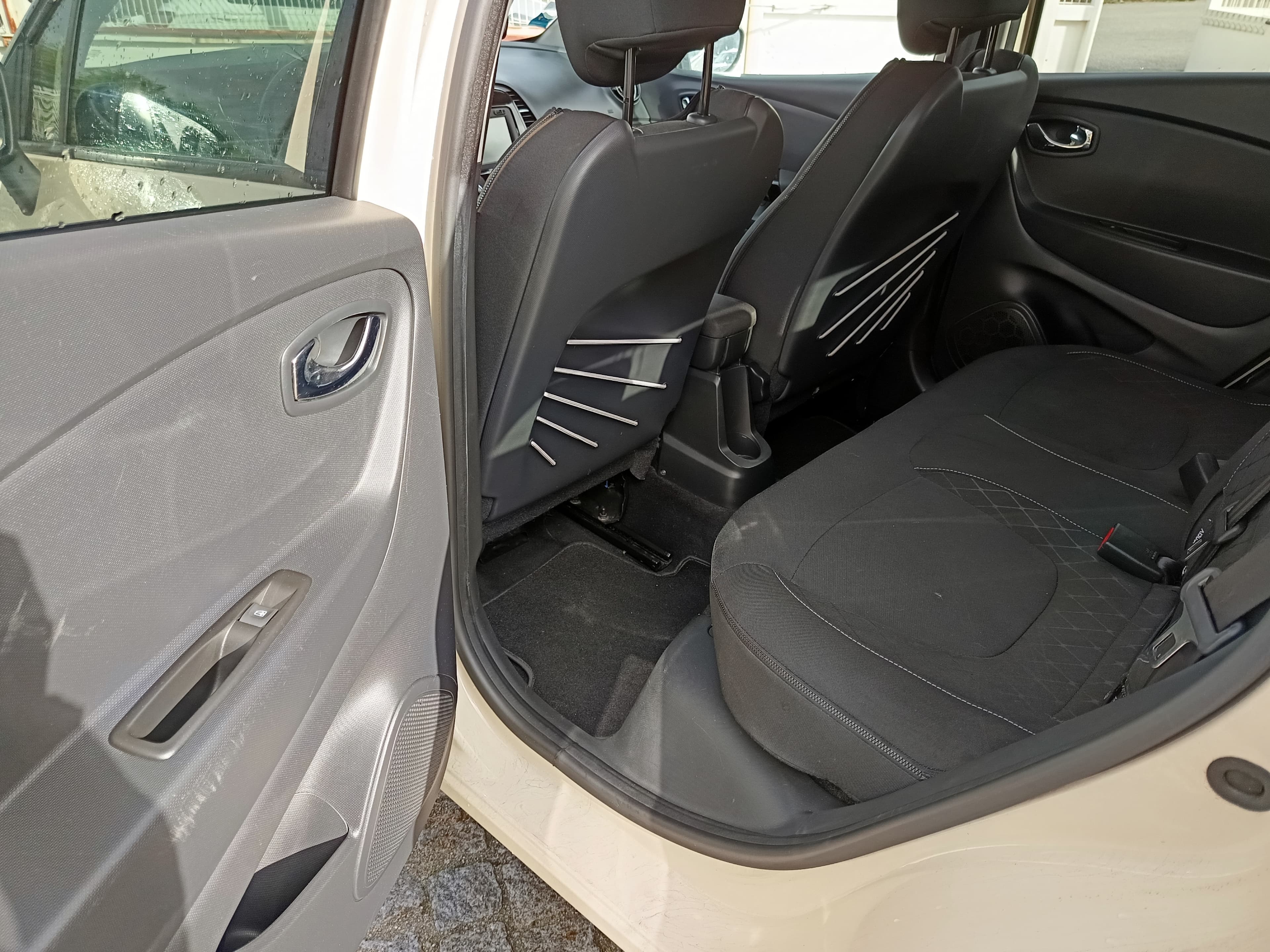 Renault Captur · Ano 2013 — imagen 24