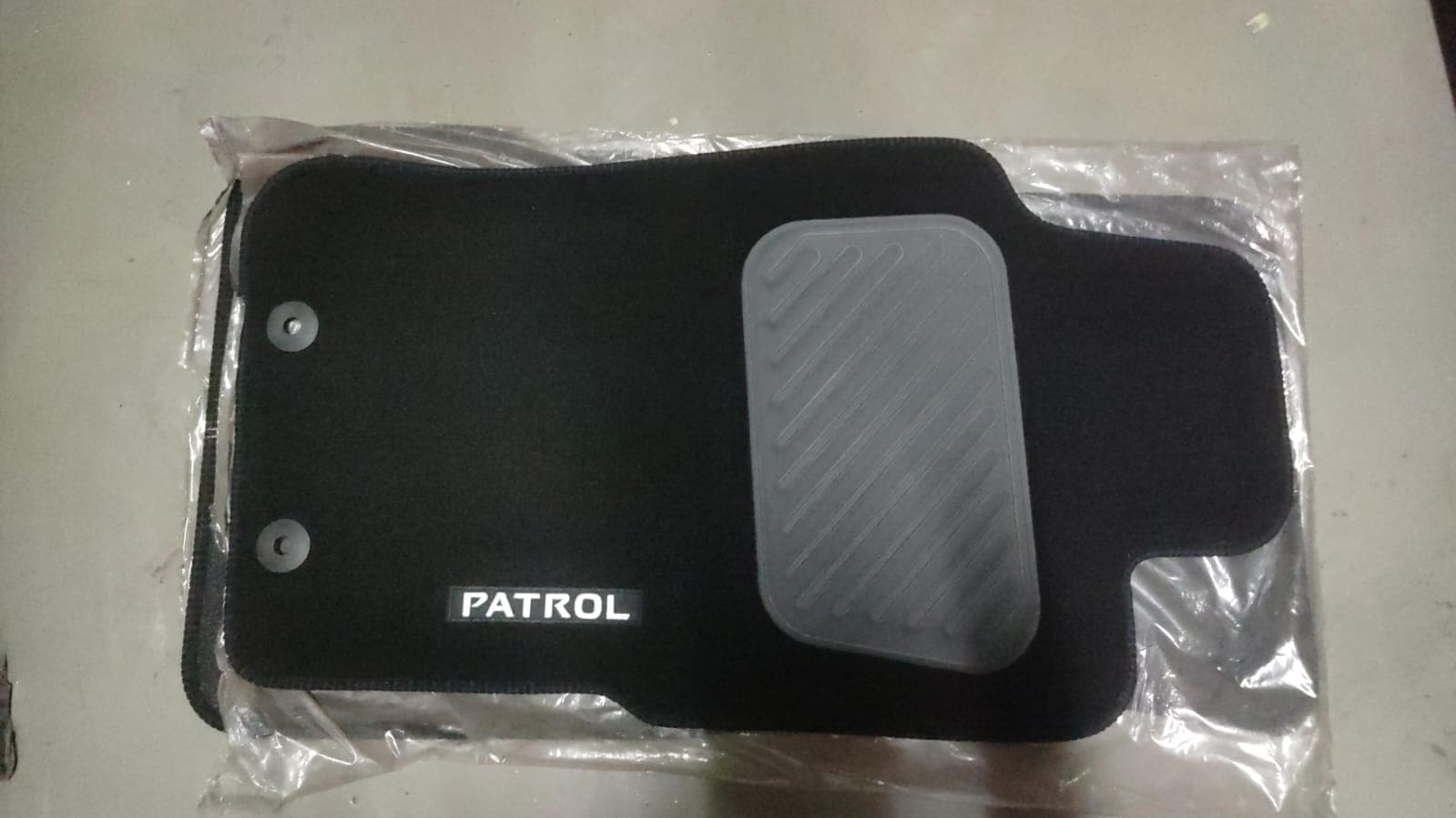 Alfombras p/ patrol pick-up — imagen 2