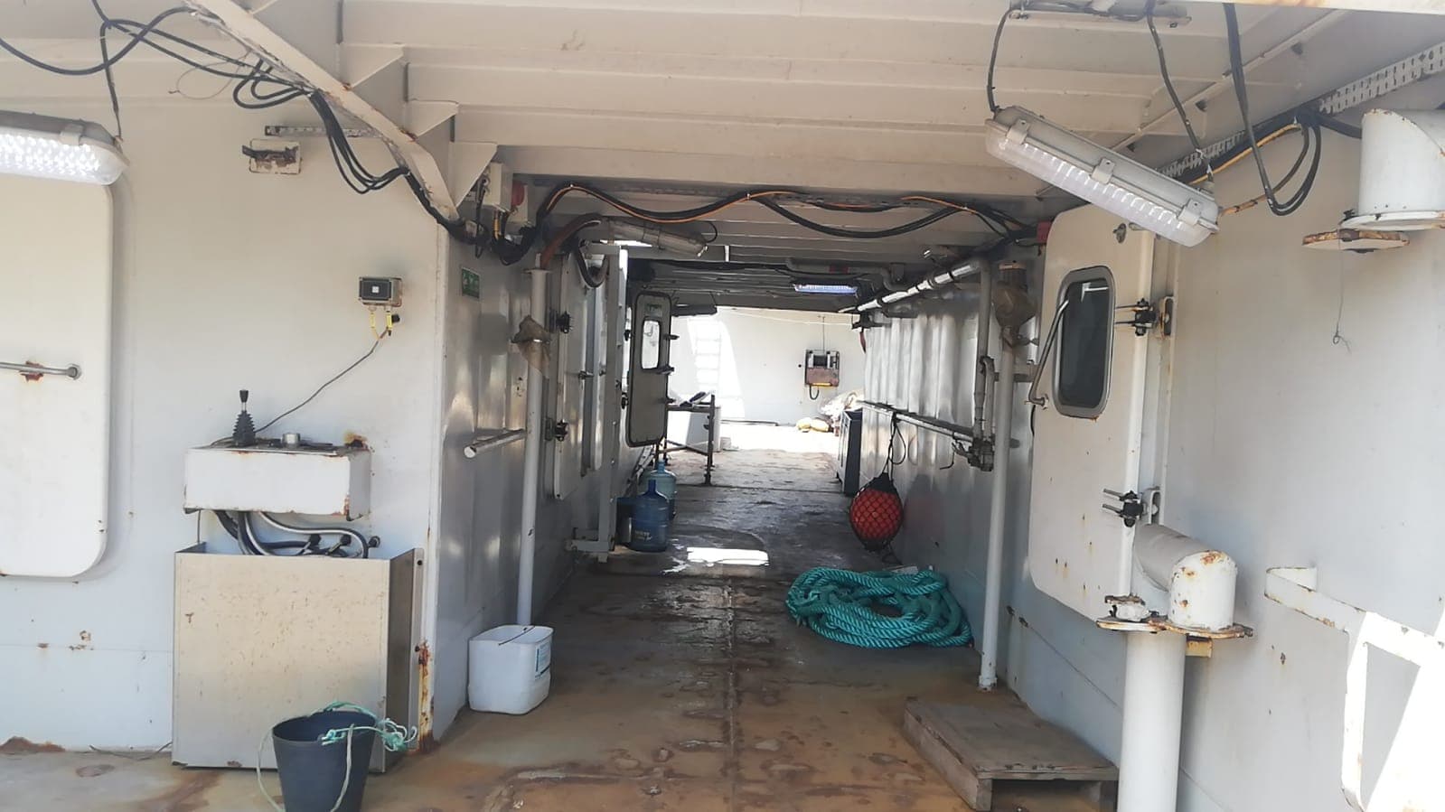Um Atuneiro | One Longliner - ALBACARES II — imagem 8