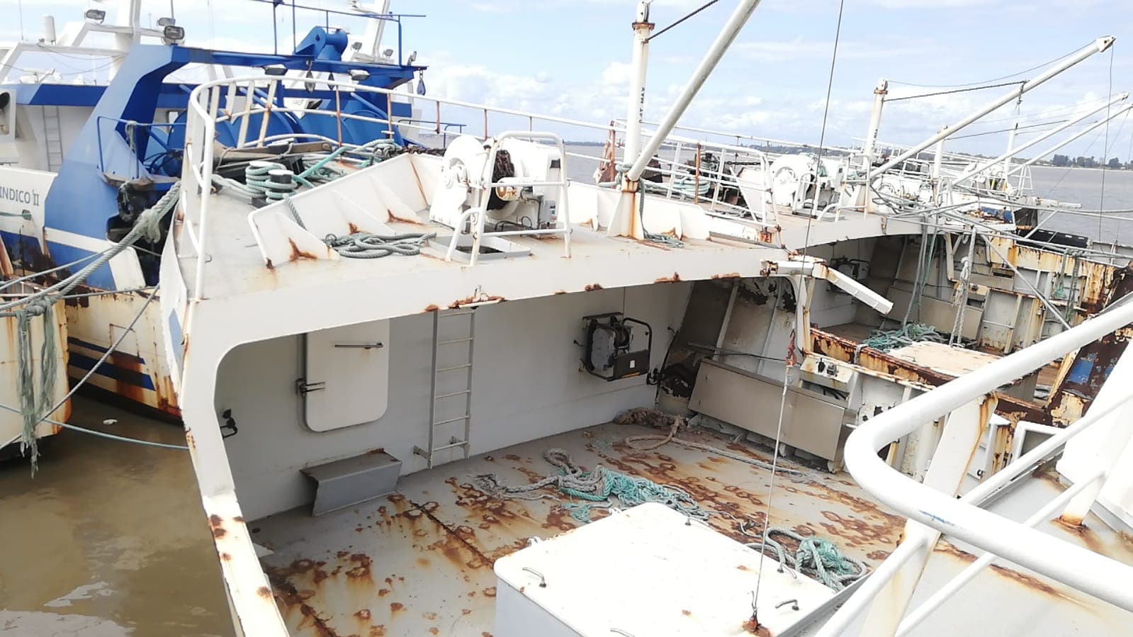 Dois Atuneiros | Two Longliners - ALBACARES III + ALBACARES V — imagen 12