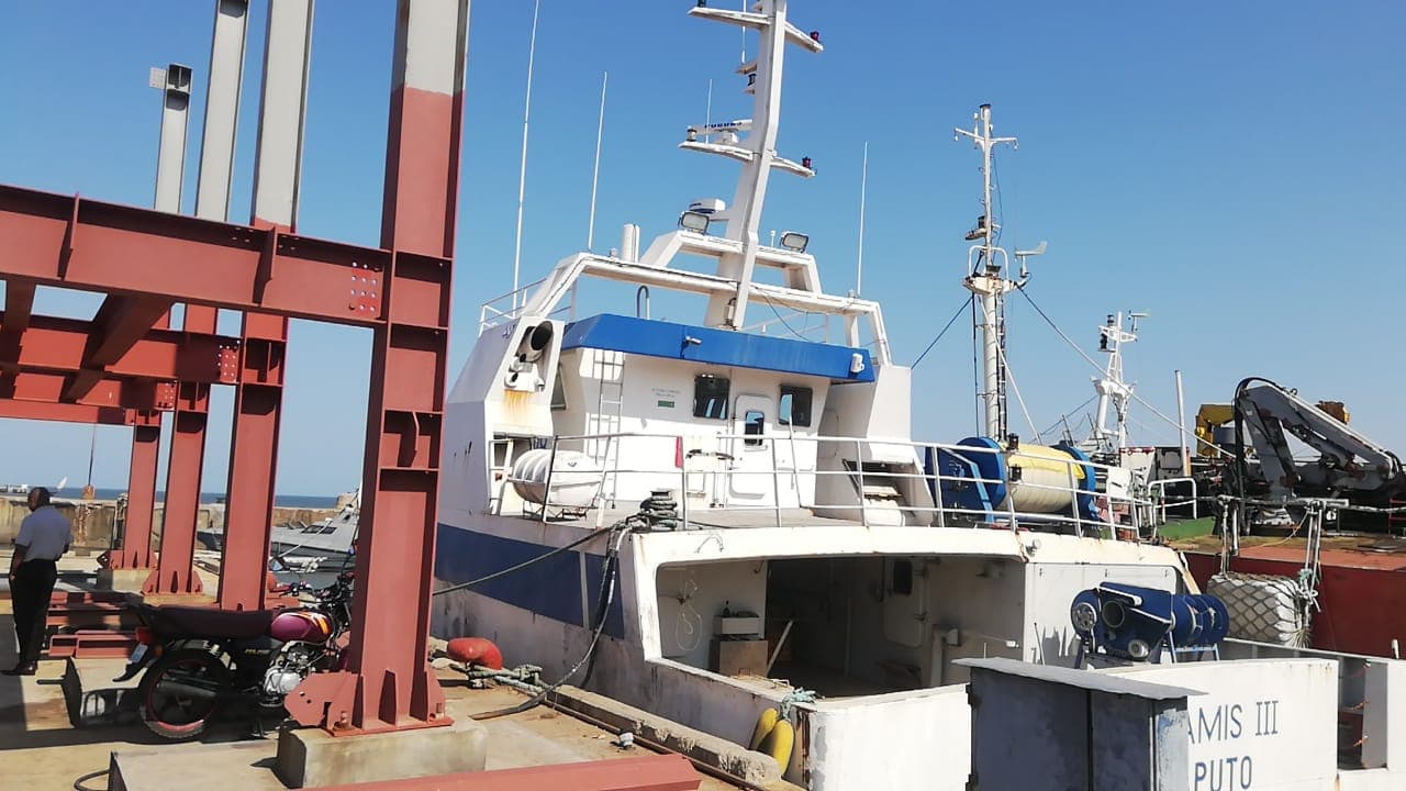 Dois Atuneiros e Um Arrastão | Two Longliners and One Trawler - ALBACARES VII + PELAMIS III + SARDINHA I — imagem 21
