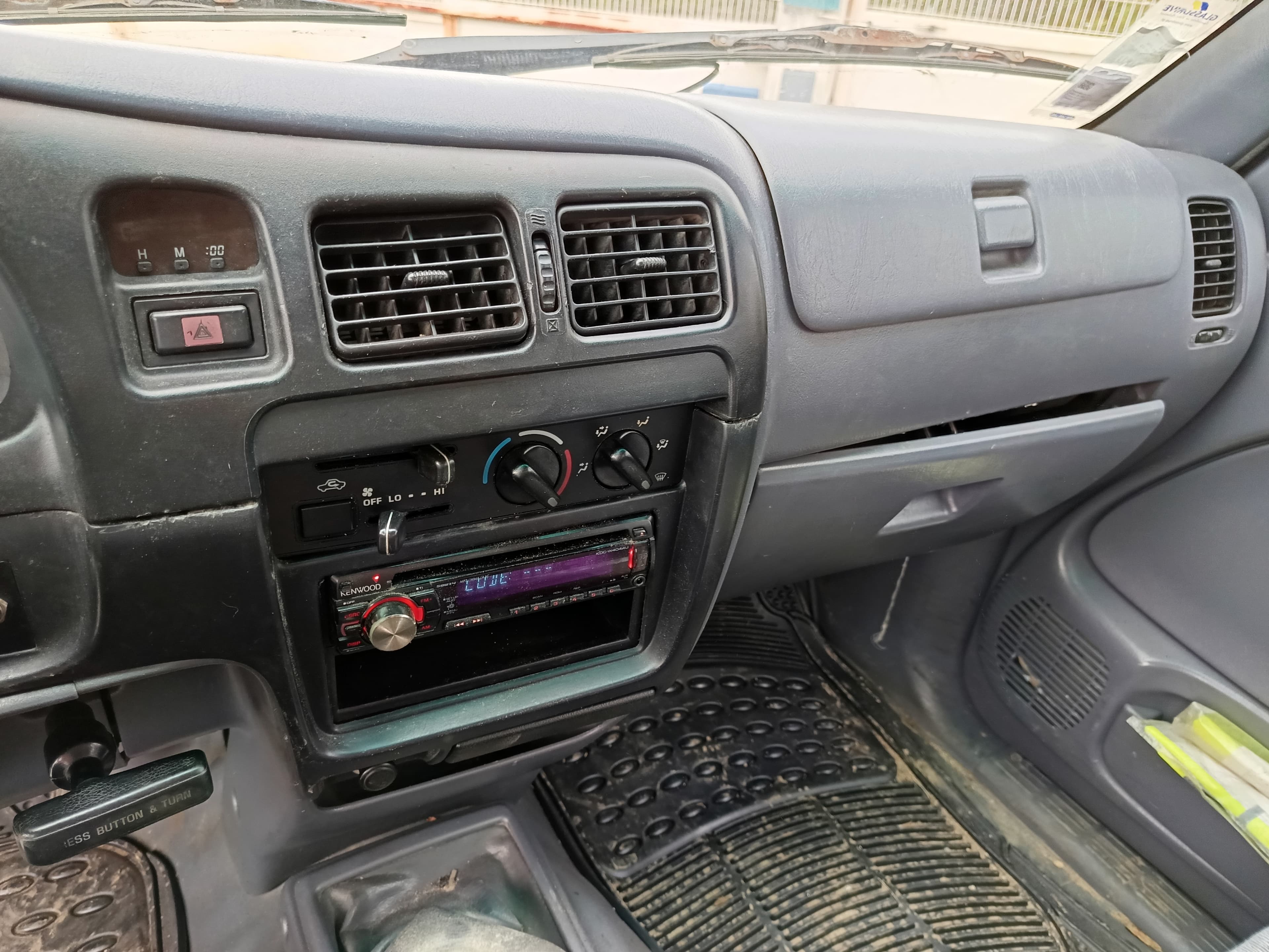 Toyota Hilux · Ano 2000 — imagem 29