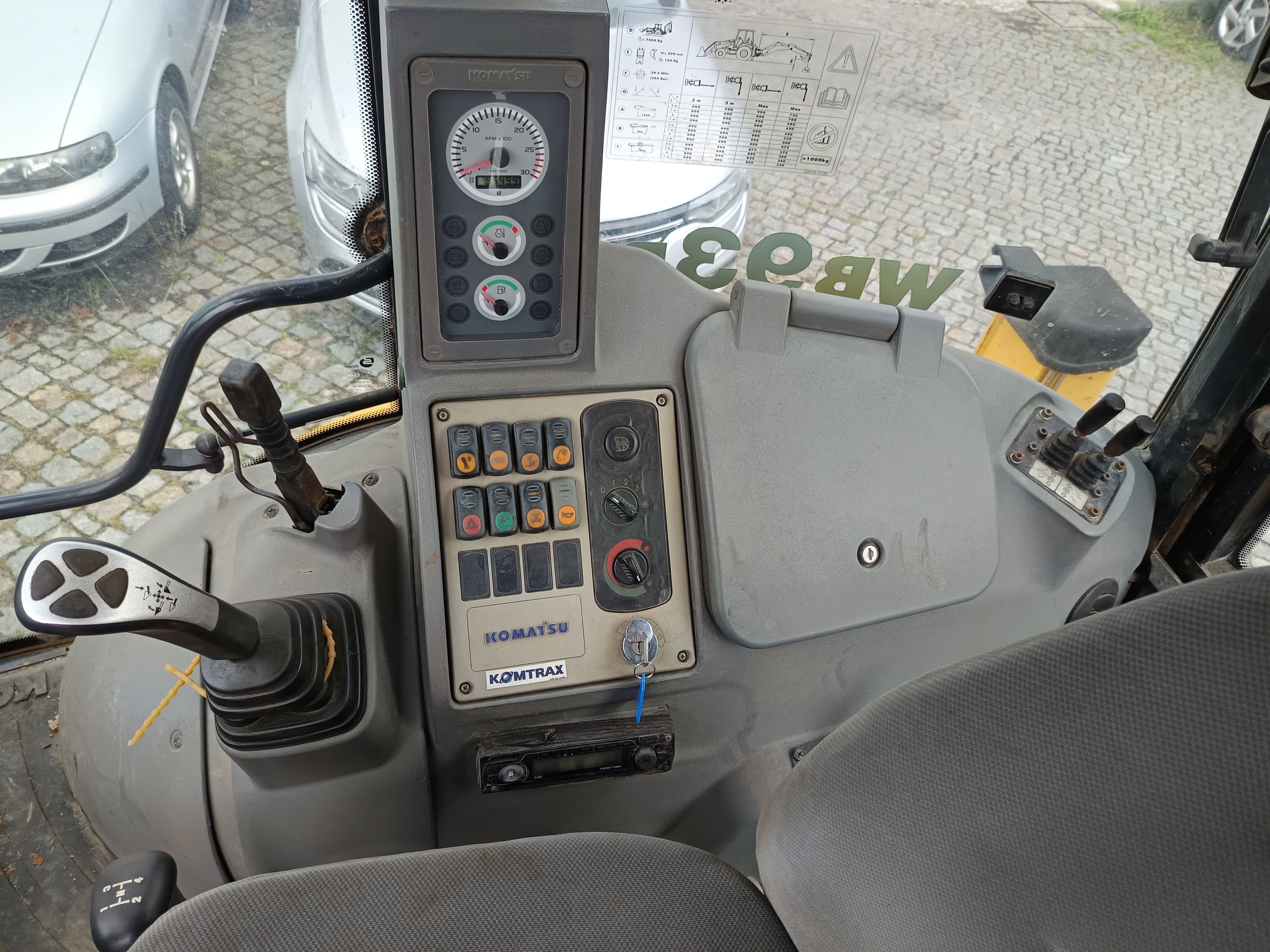 Retroescavadora Komatsu · Ano 2008 — imagem 16