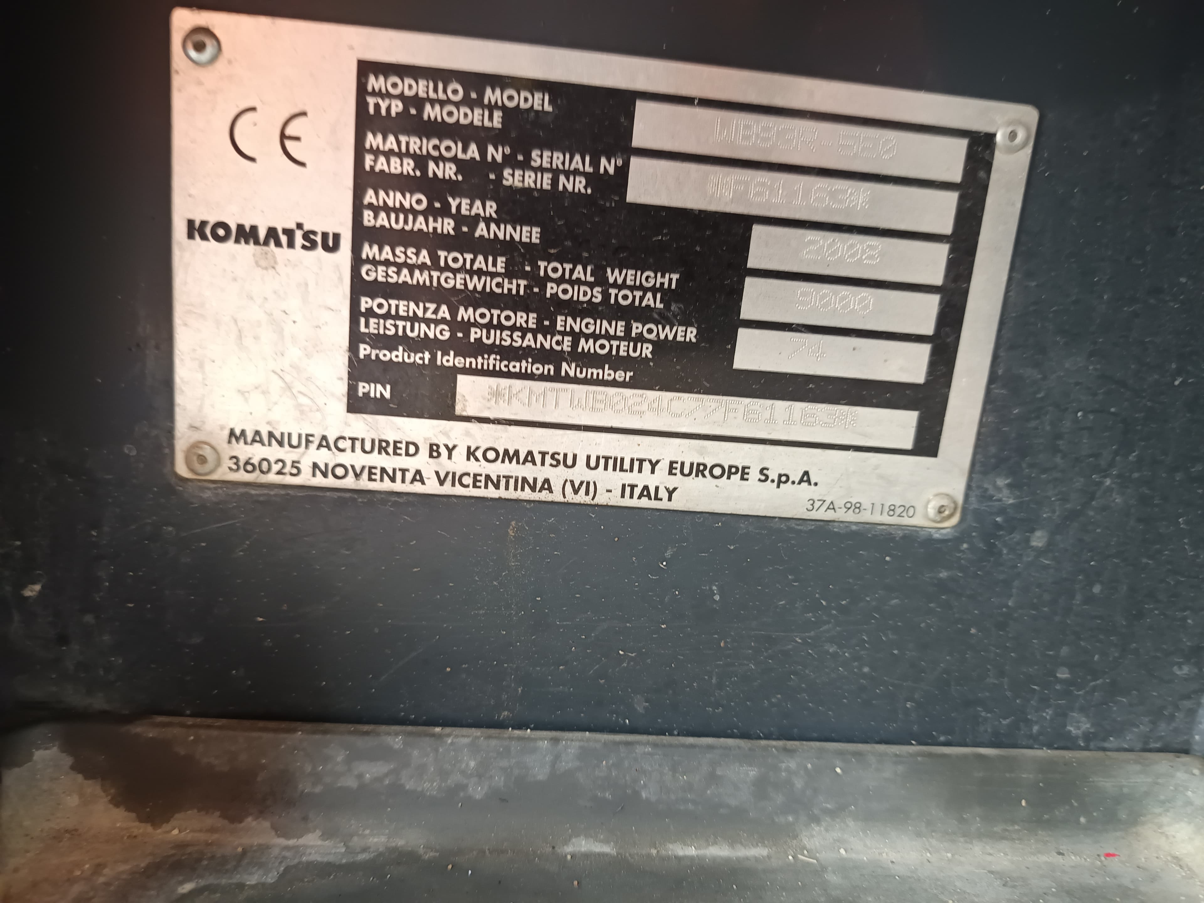 Retroescavadora Komatsu · Ano 2008 — imagem 18