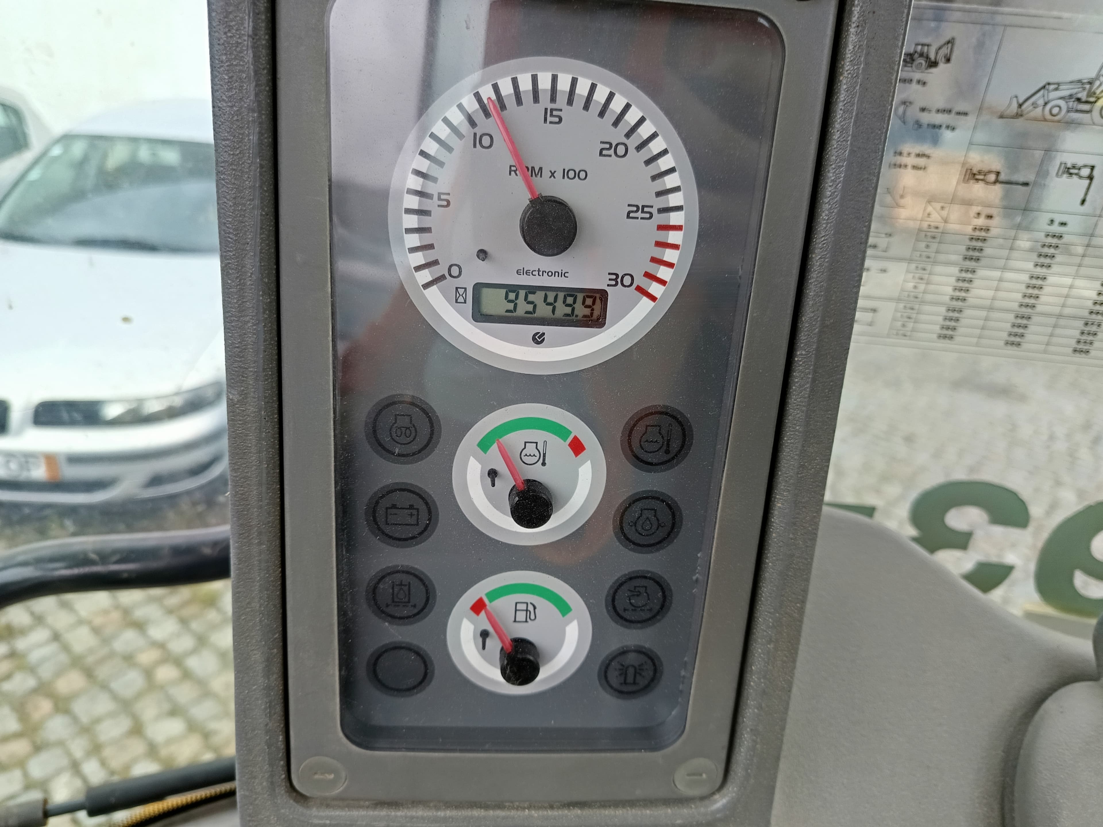 Retroescavadora Komatsu · Ano 2008 — imagem 19
