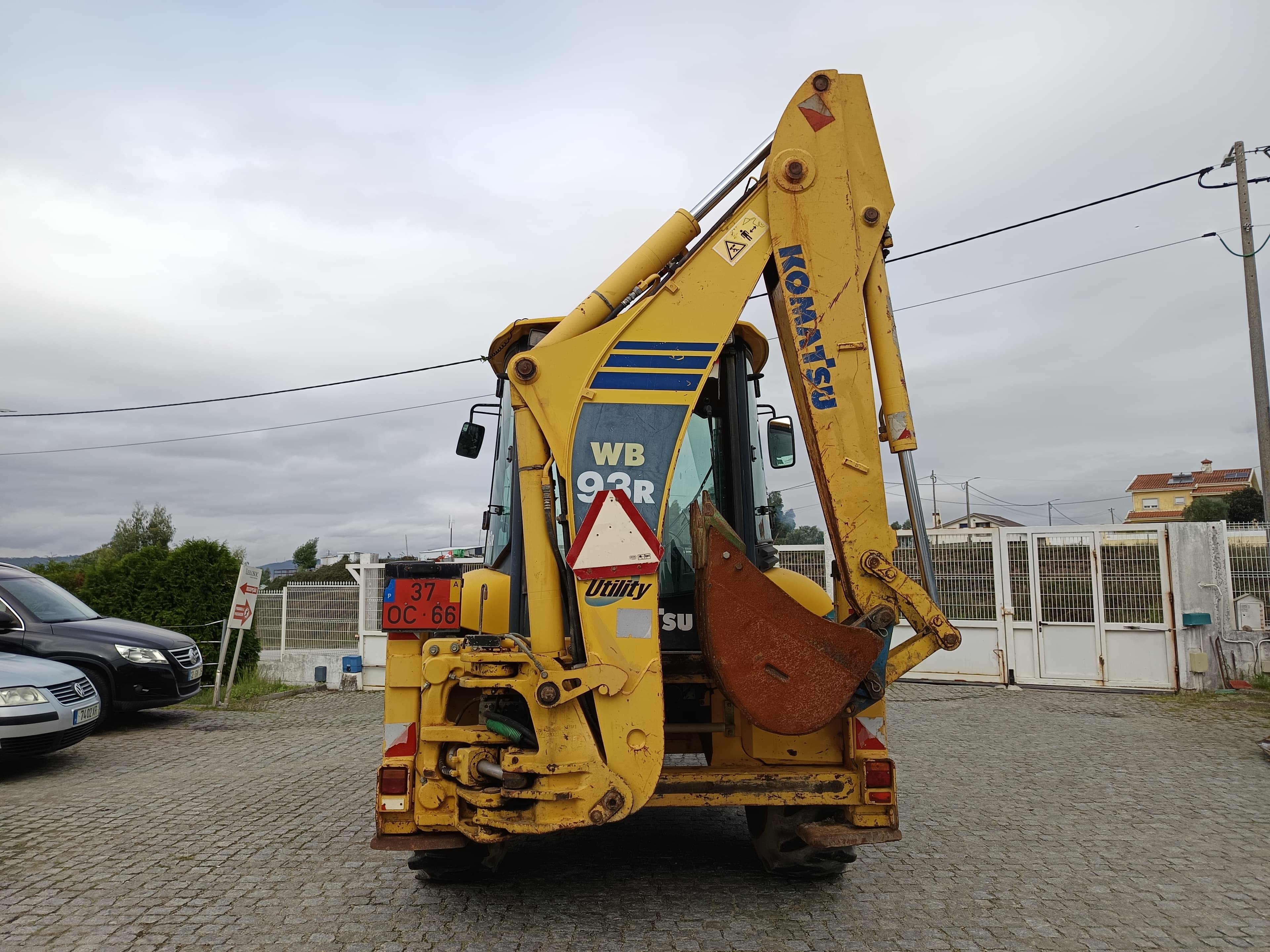 Retroescavadora Komatsu · Ano 2008 — imagem 4