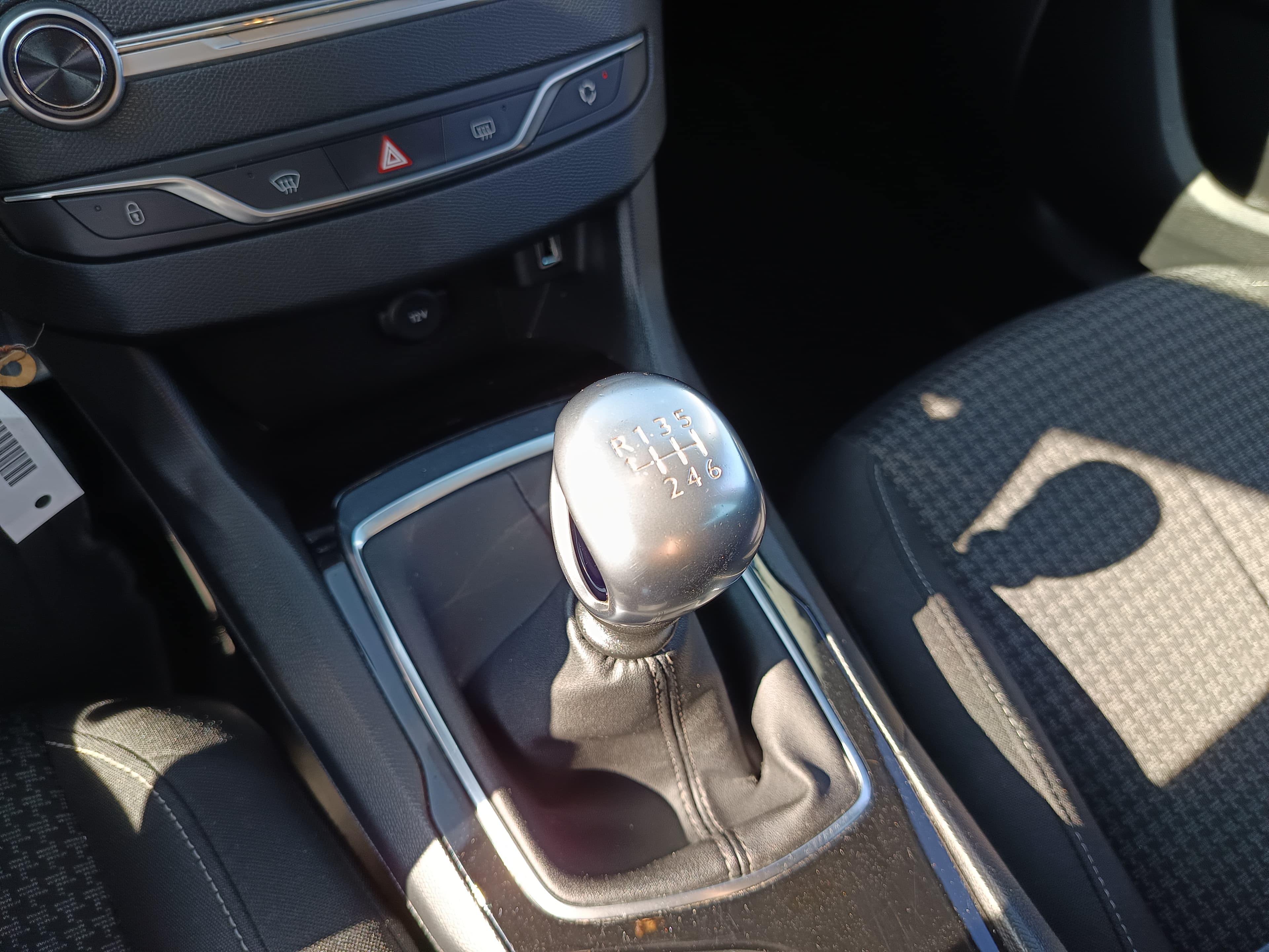Peugeot 308 · Ano 2018 — imagem 39