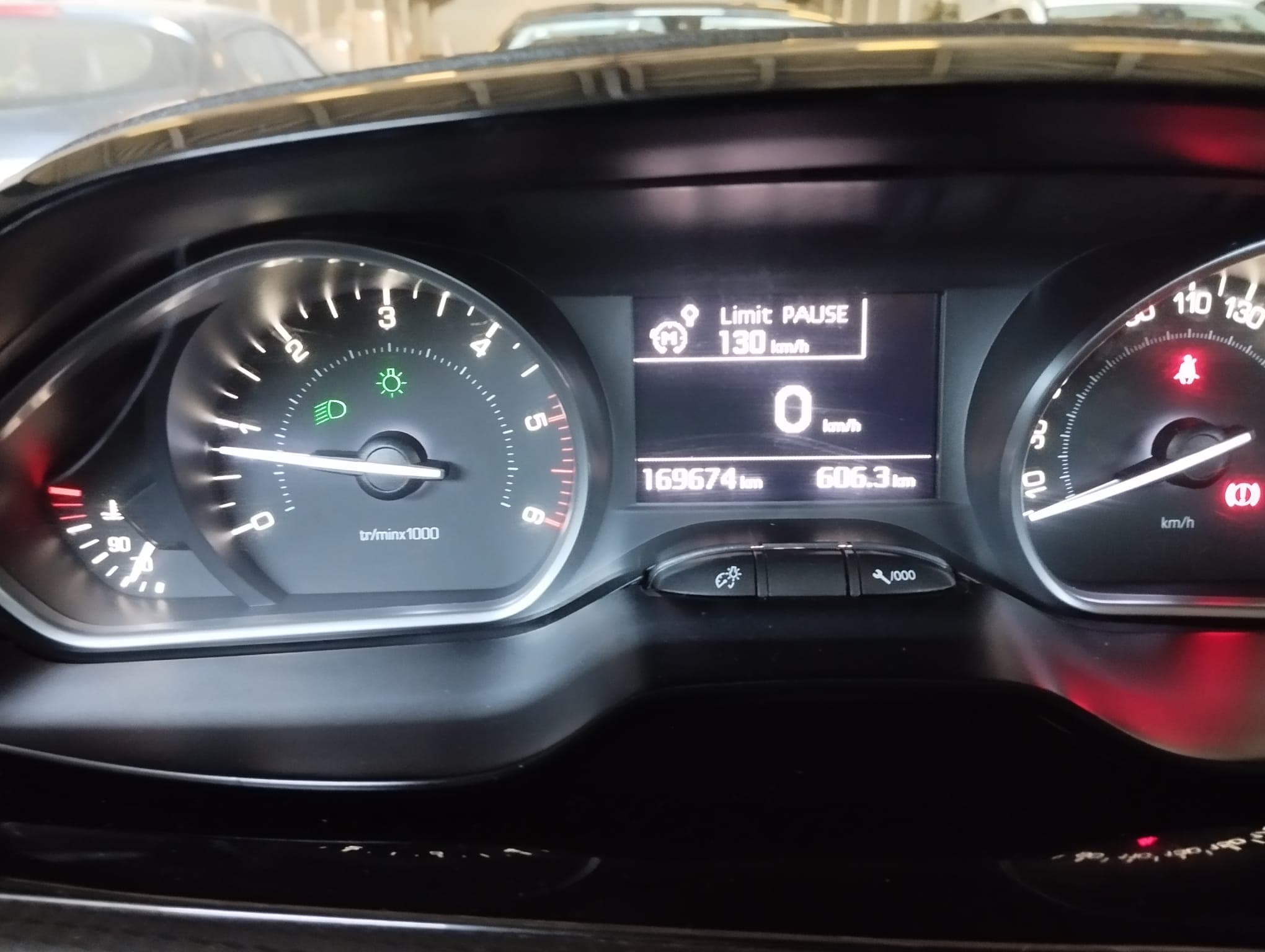 Peugeot 208 · Año 2017 — imagen 31