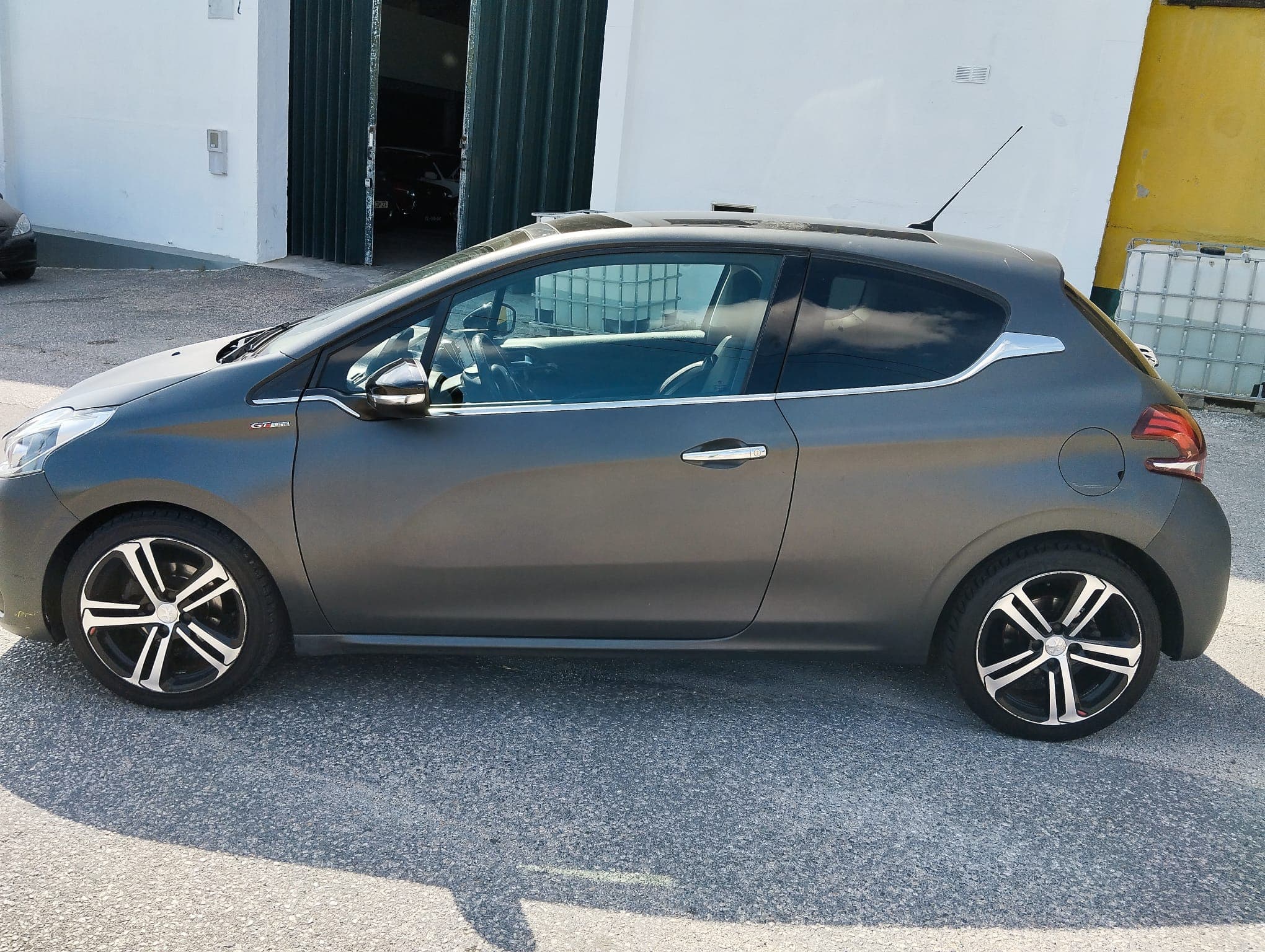 Peugeot 208 · Año 2017 — imagen 15