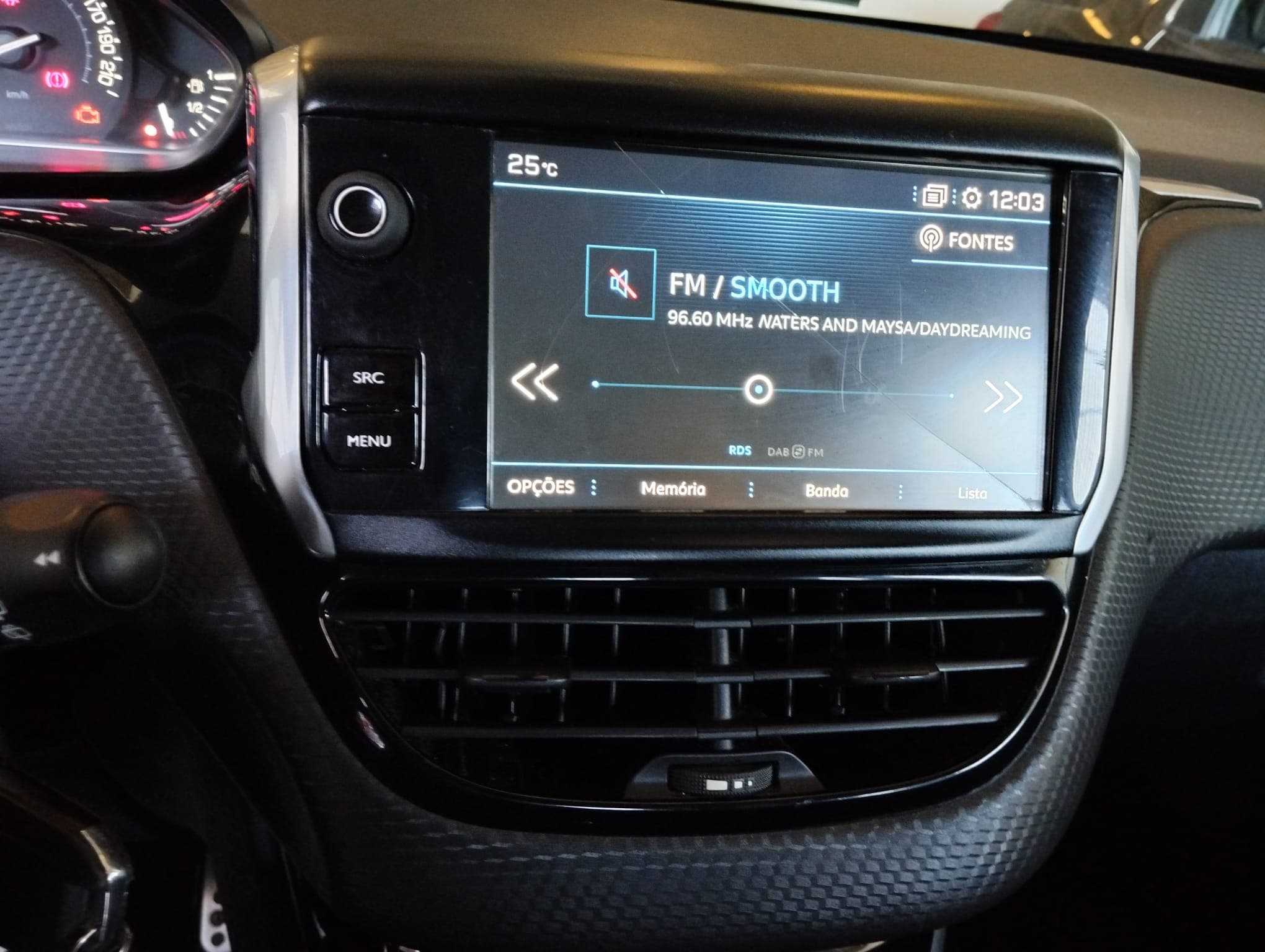 Peugeot 208 · Año 2017 — imagen 34