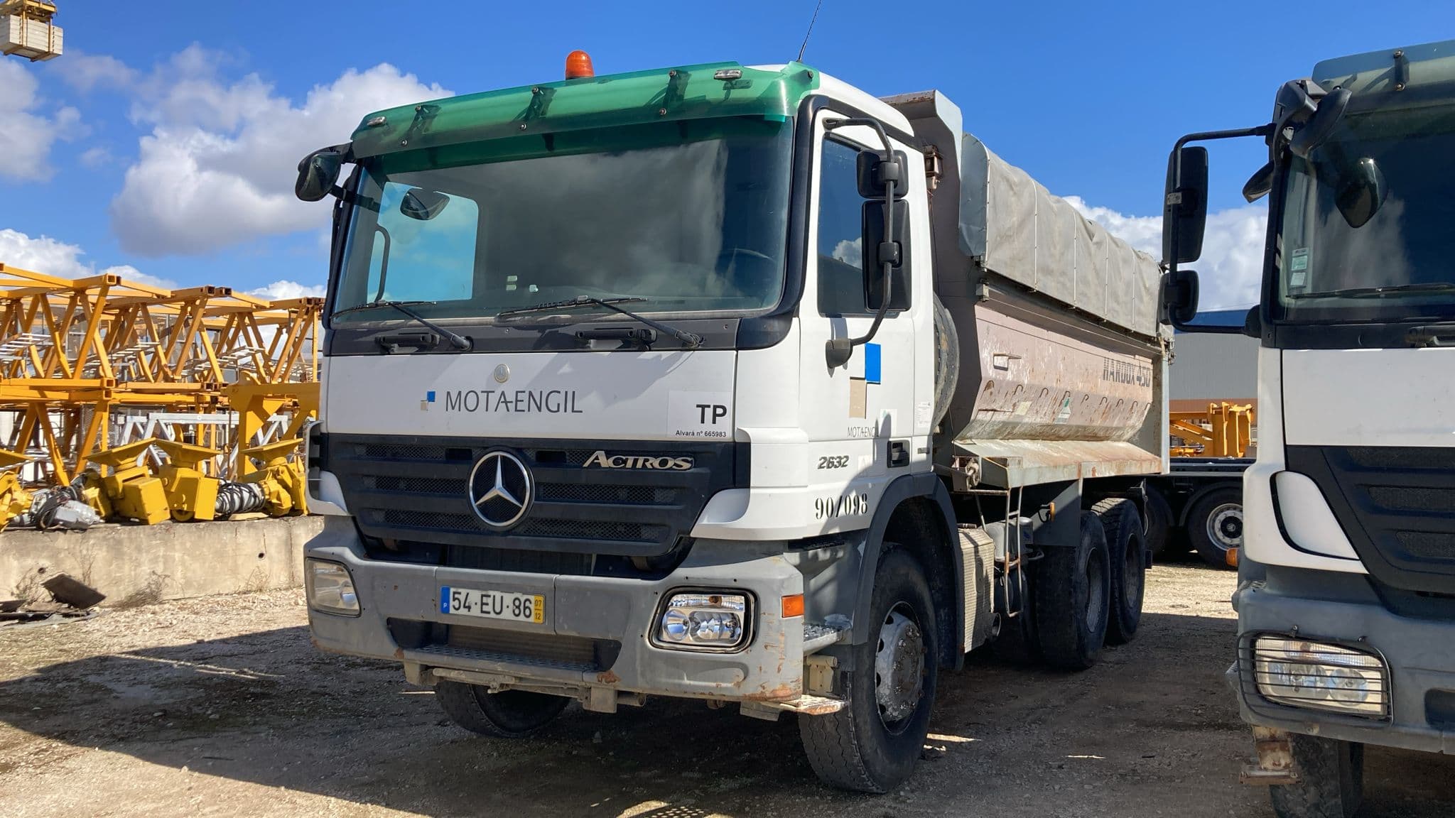 Camião Basc. Tras. 26 T Mercedes-Benz Actros 2632K/36 6x4 — imagen 2