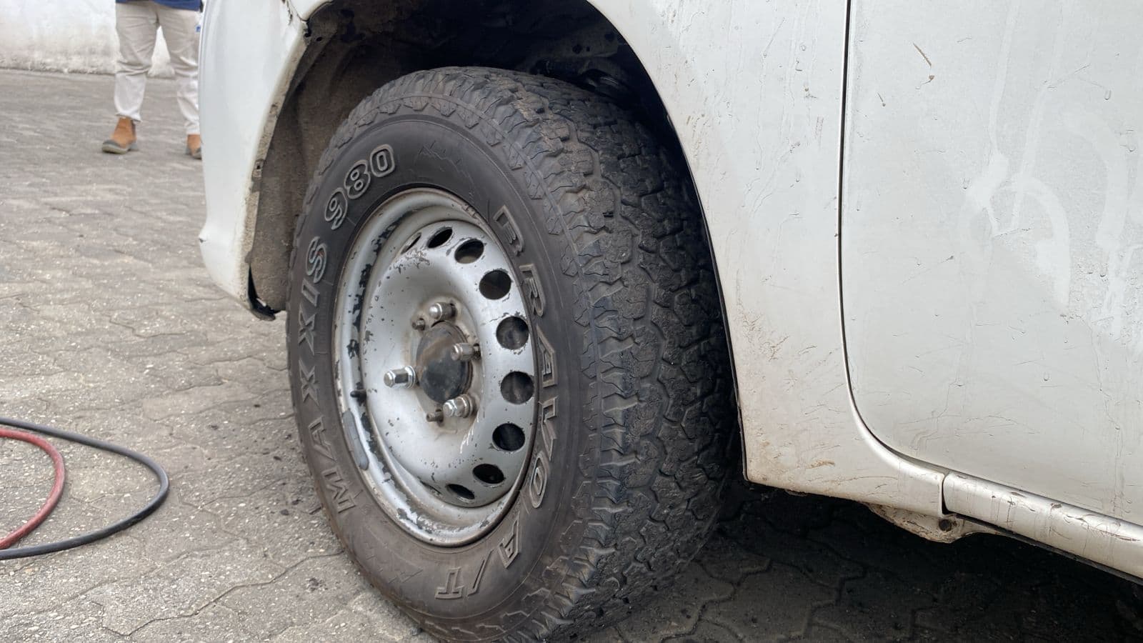TOYOTA Hilux — imagen 4