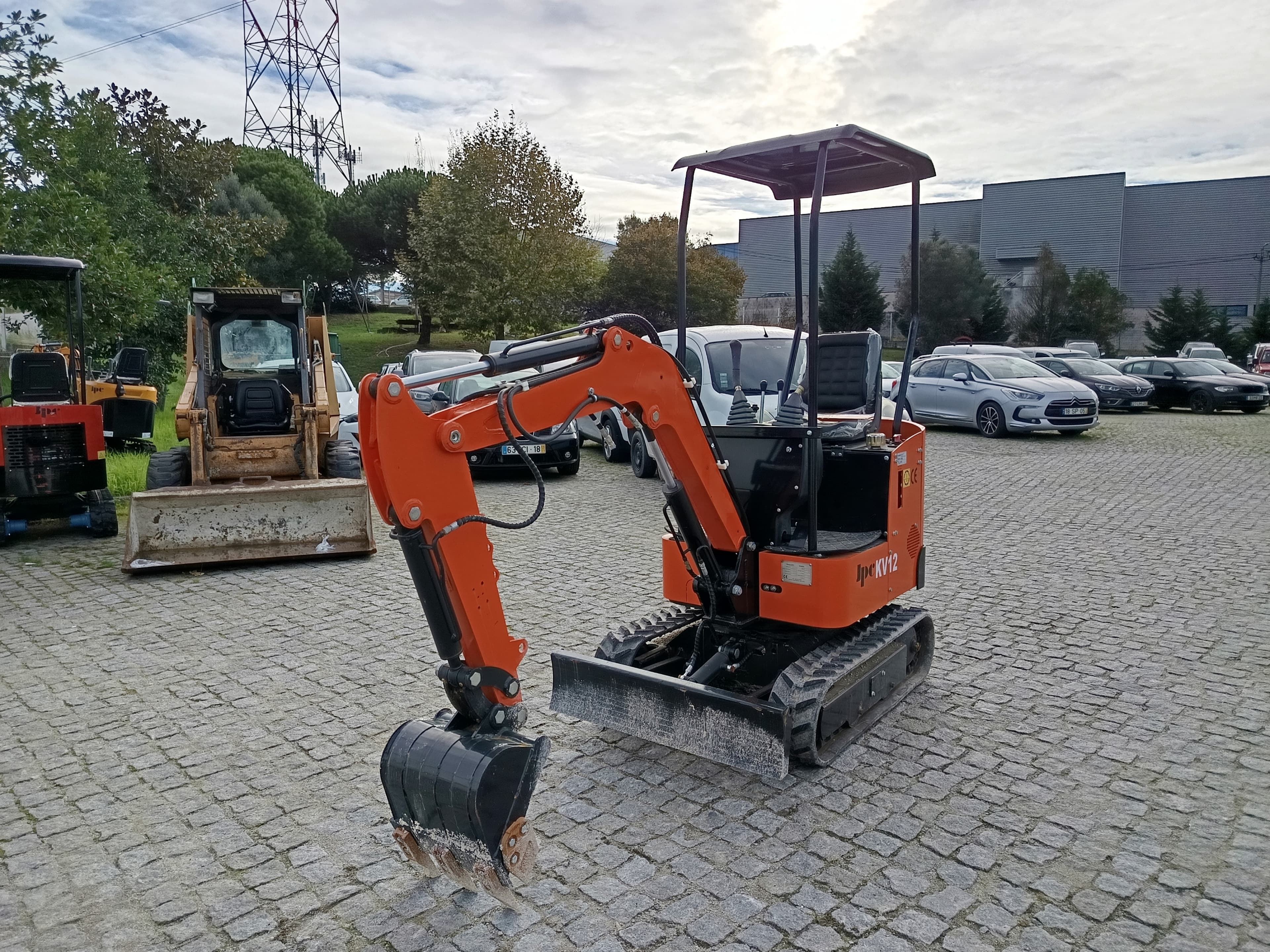Mini Giratória JPC · Ano 2023 — imagem 1