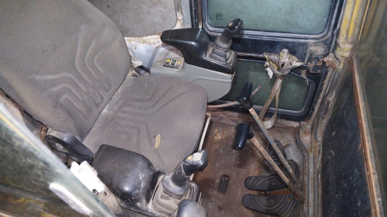Escavadora VOLVO ECR88 — imagen 2