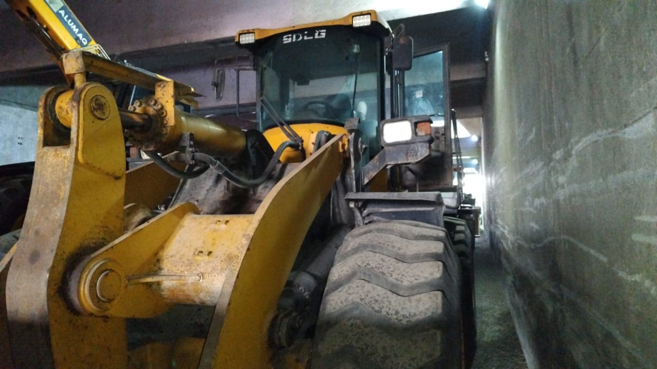 Pá carregadora  SDLG LG956F — imagem 2