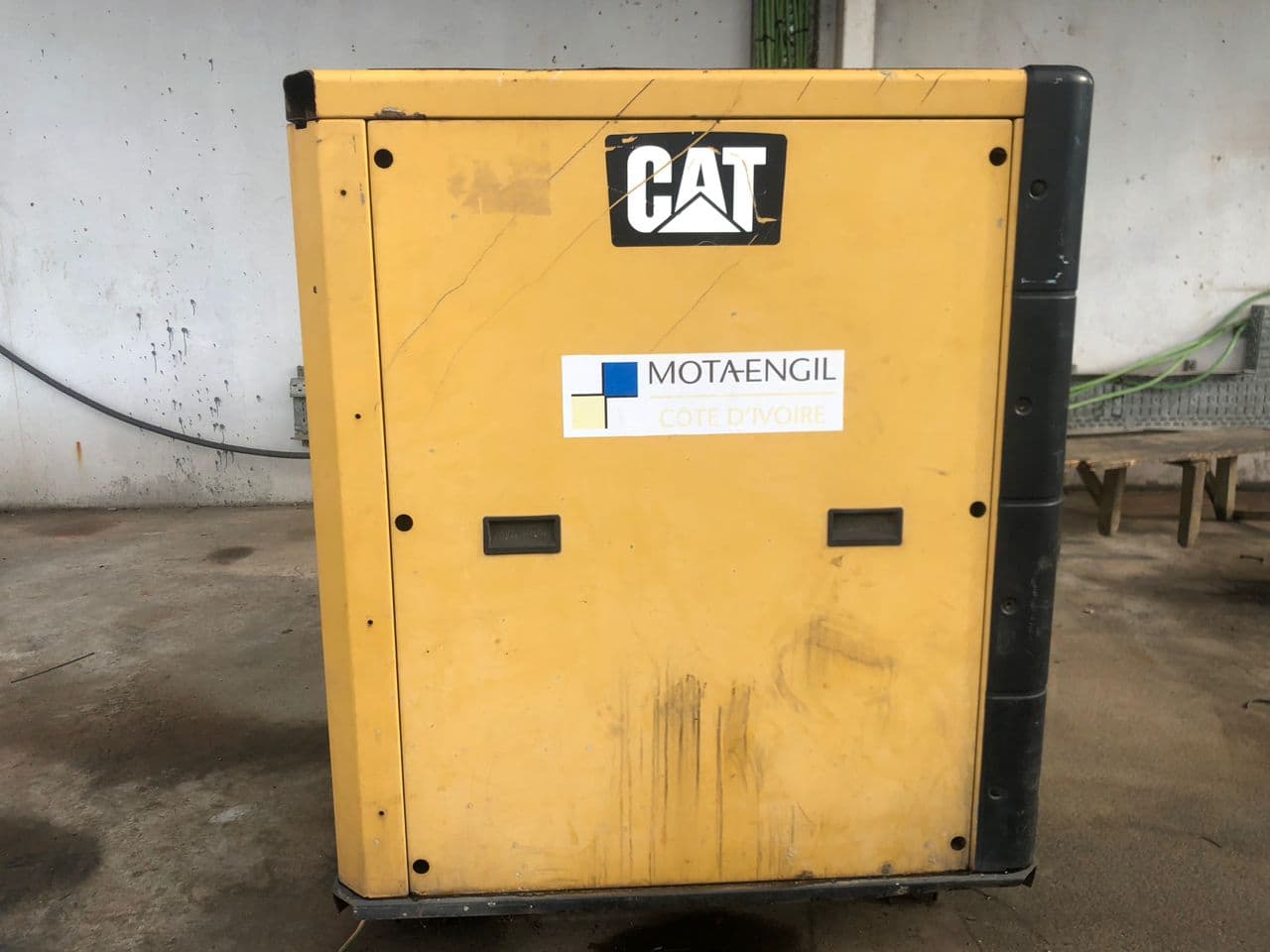 Générateur 50 Kva CATERPILLAR DE55E0 — imagem 3