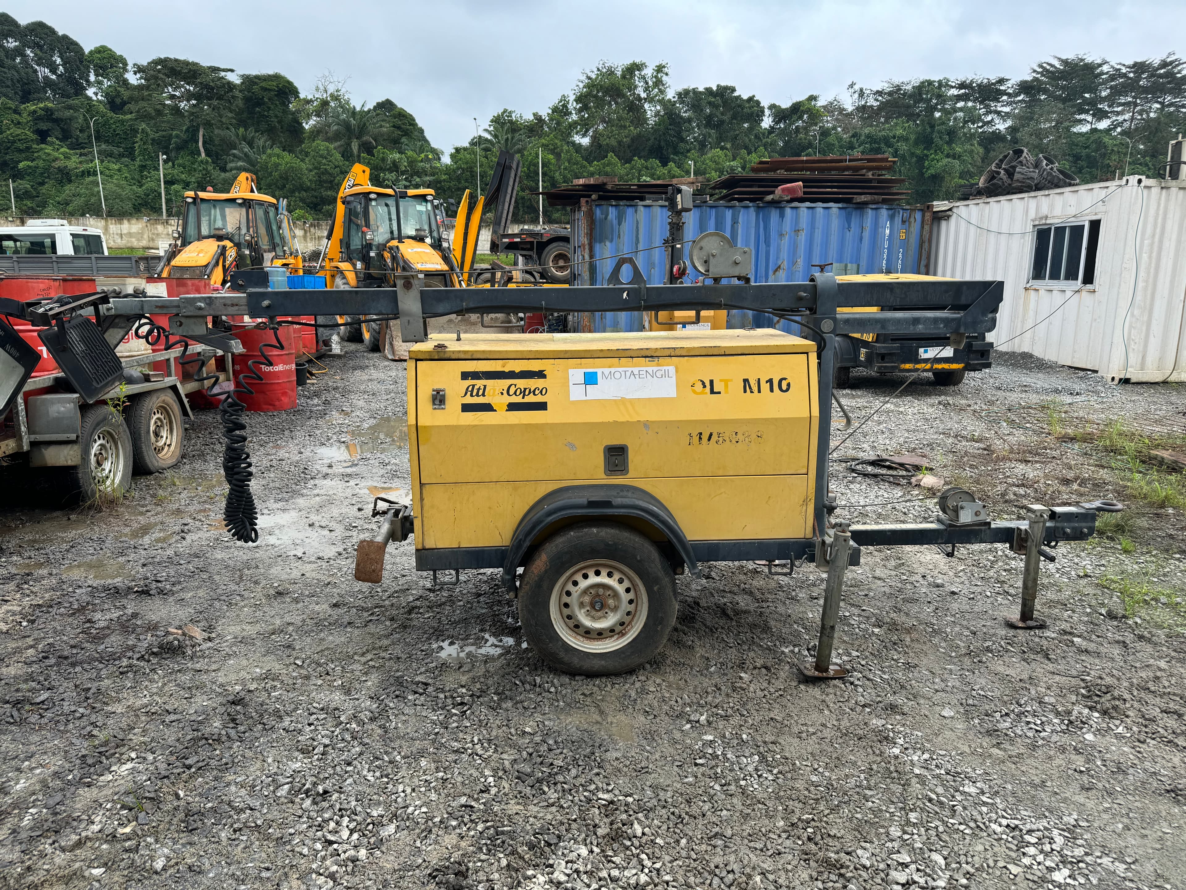 Tour d'éclairage ATLAS COPCO QLT M10 — imagem 1