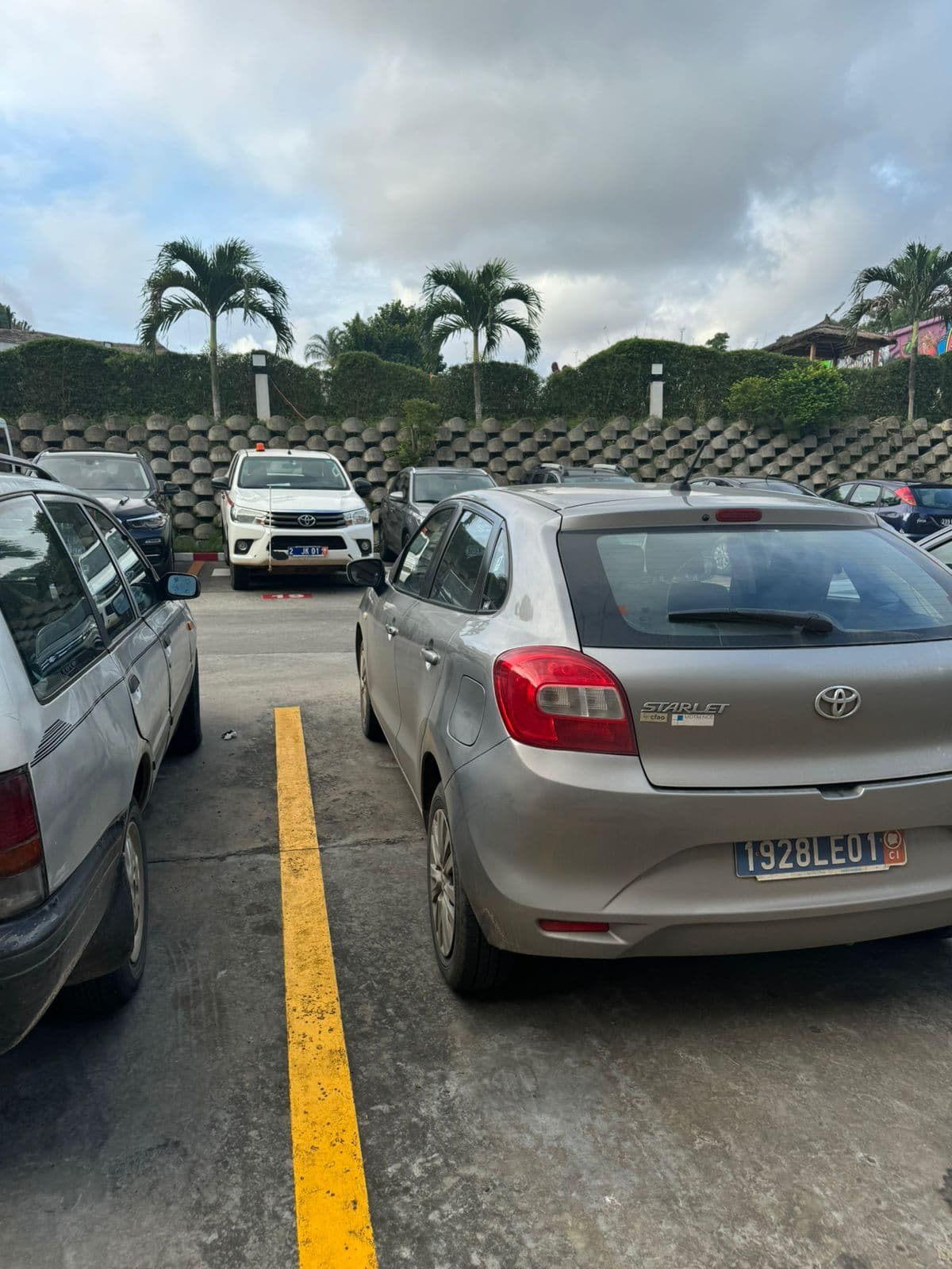 Véhicule léger TOYOTA STARLET — imagen 8