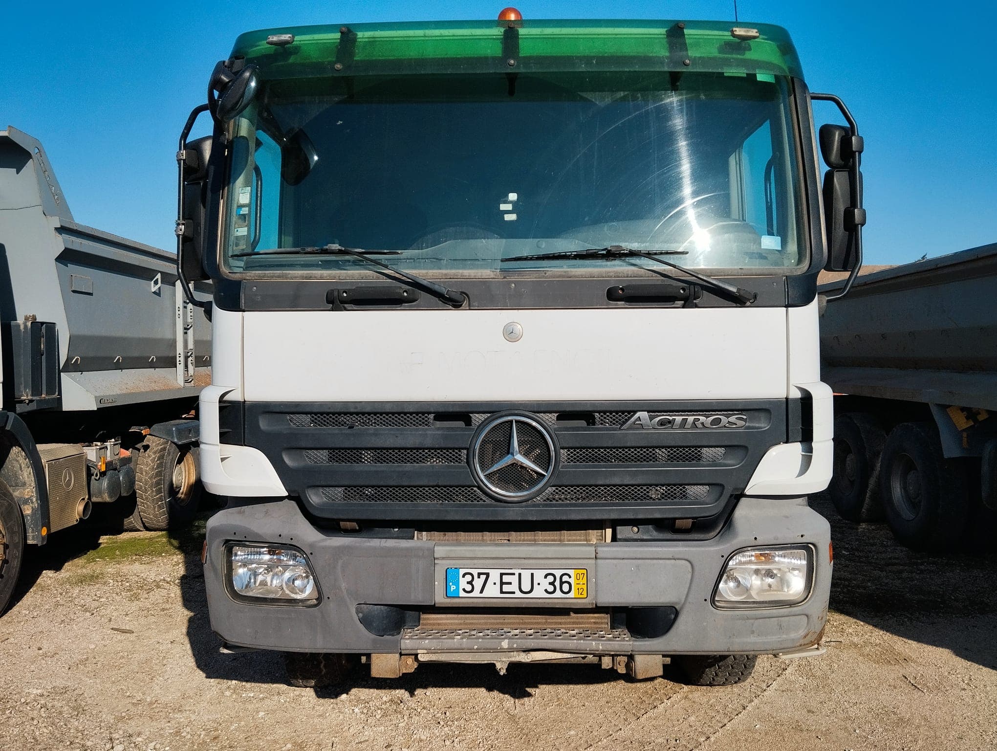 Camião Basc. Tras. 26 T Mercedes-Benz ACTROS 2632K/36 6x4 — image 2