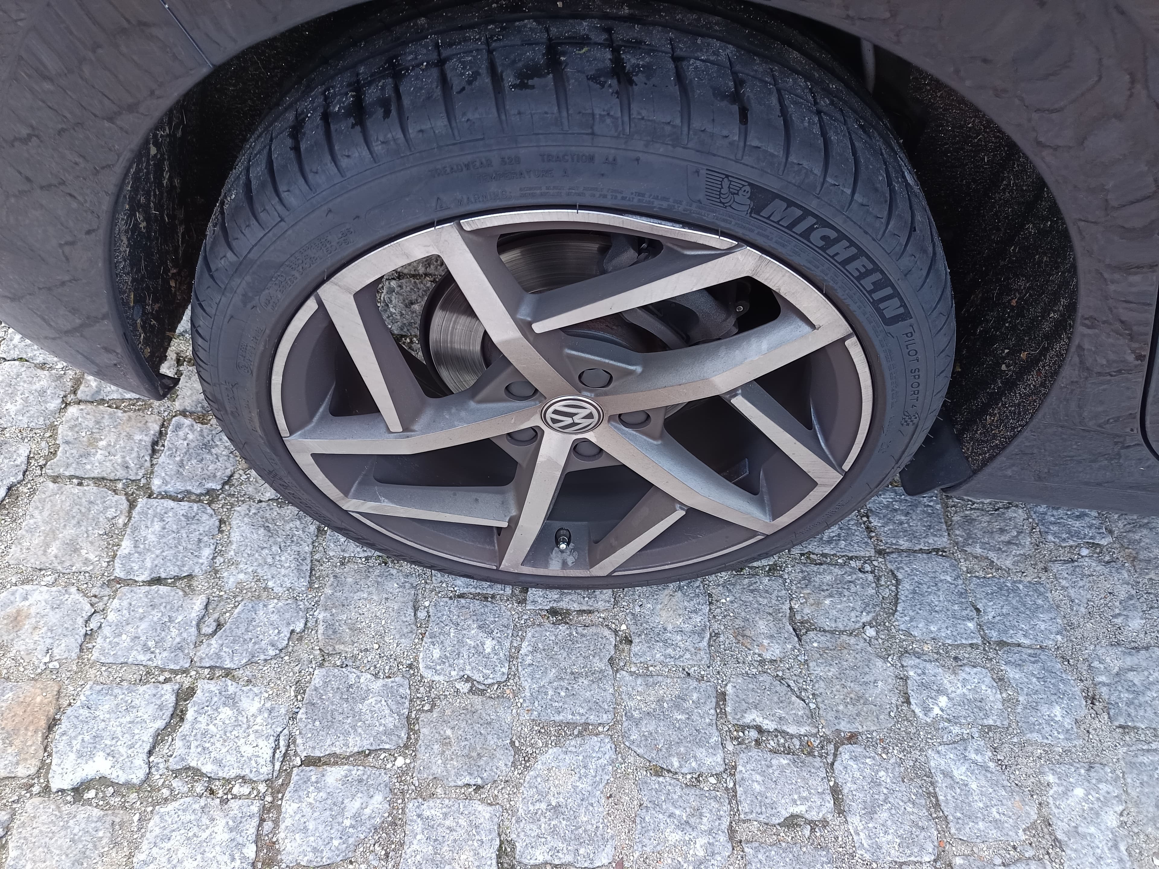Volkswagen Golf — imagem 14
