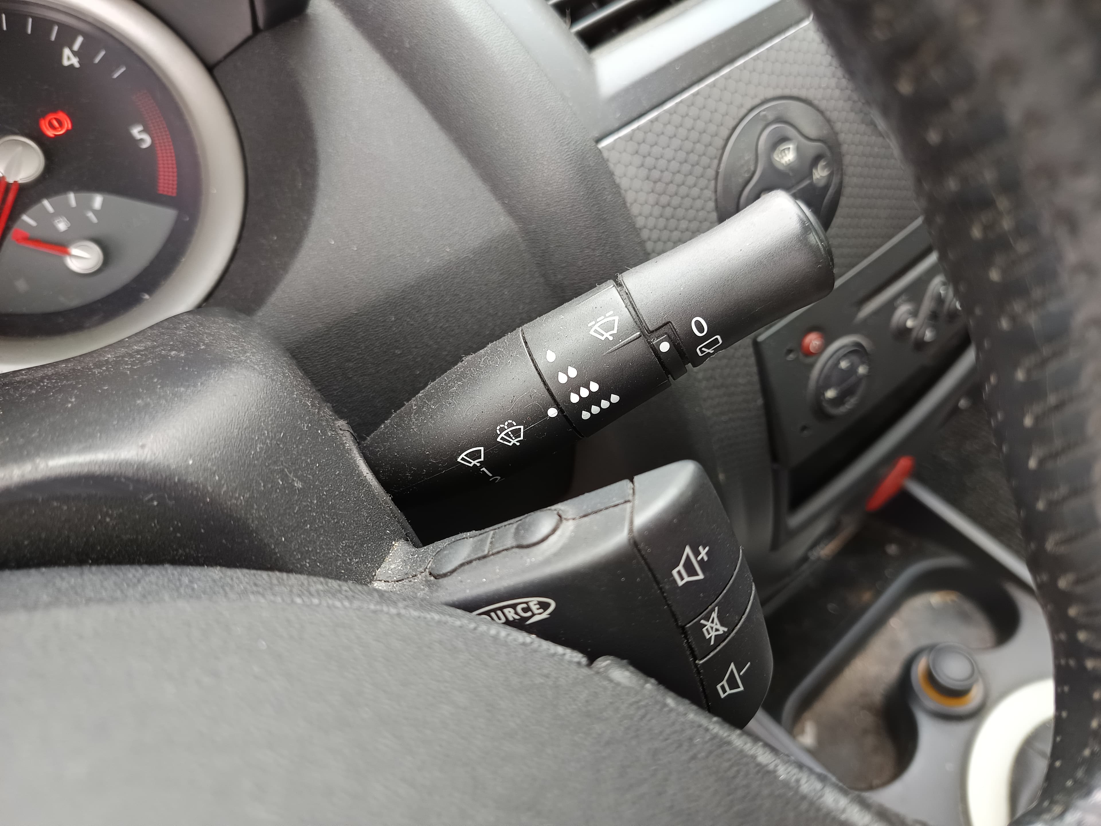 Renault Mégane · Ano 2005 — imagem 40