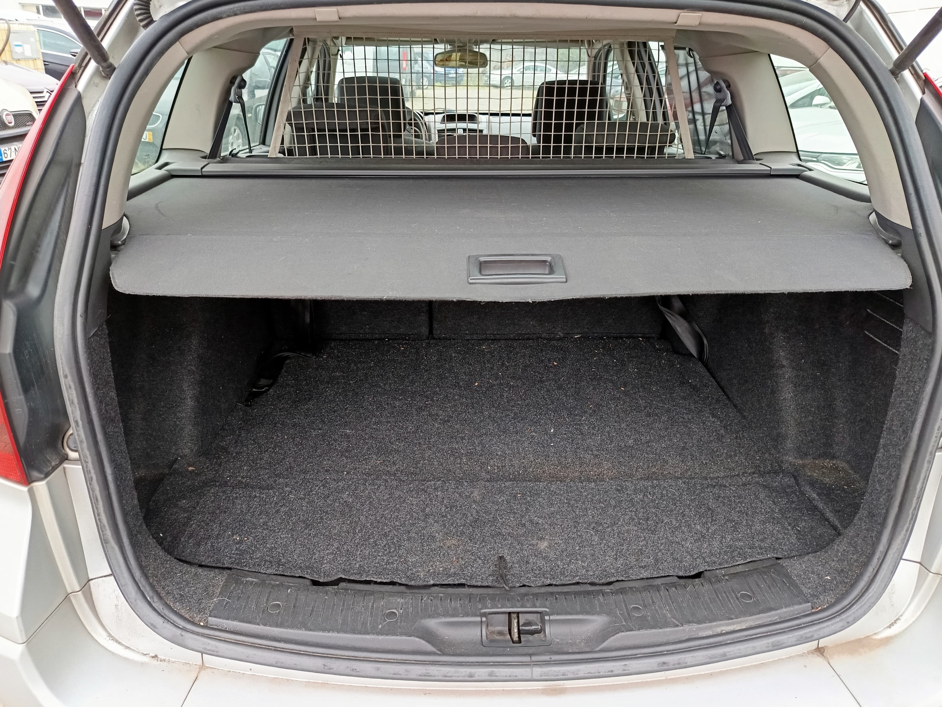 Renault Mégane · Ano 2005 — imagem 18