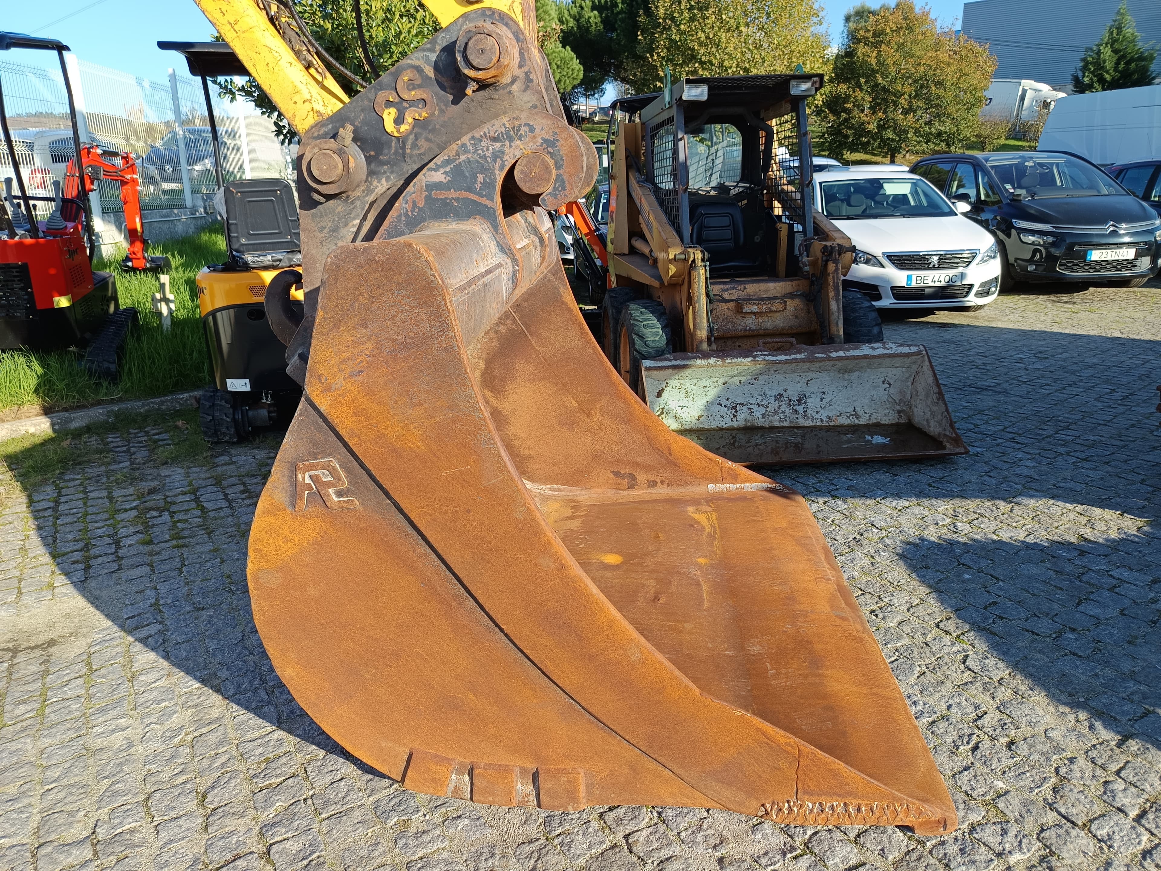 Giratória de Rastos Komatsu · Ano 2018 — imagem 9